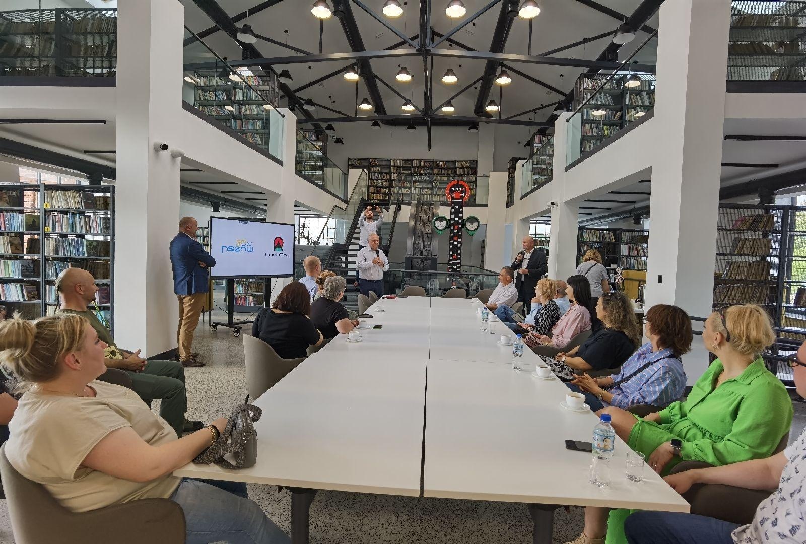 Zdjęcie w galerii na portalu naszwodzislaw.com: Dziedzictwo kulturowe Górnego Śląska przedmiotem międzynarodowej wizyty wiadomości z regionu