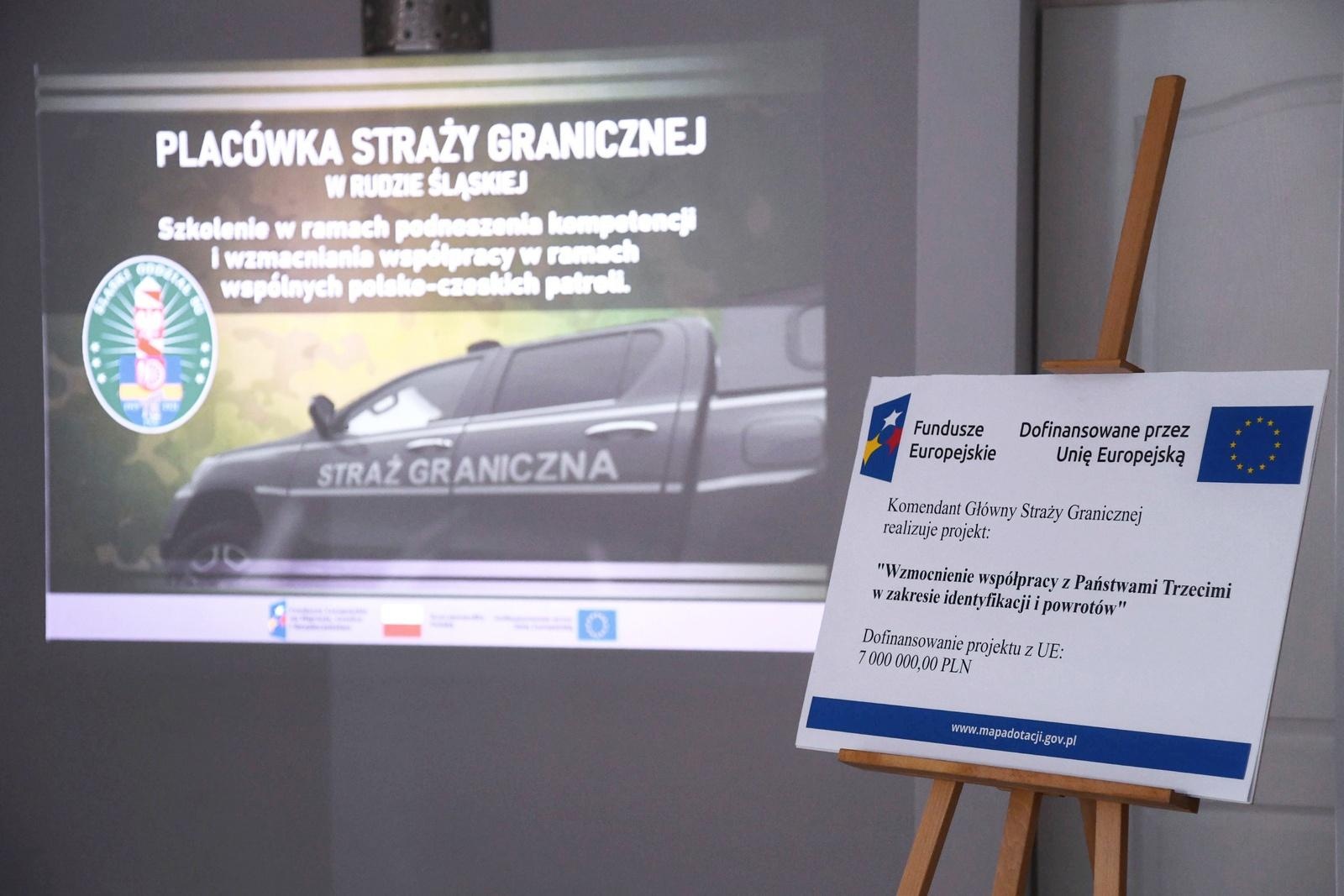 Zdjęcie w galerii na portalu naszwodzislaw.com: Autostrada A1 – spektakularny pościg i dynamiczne zatrzymanie! wiadomości z regionu