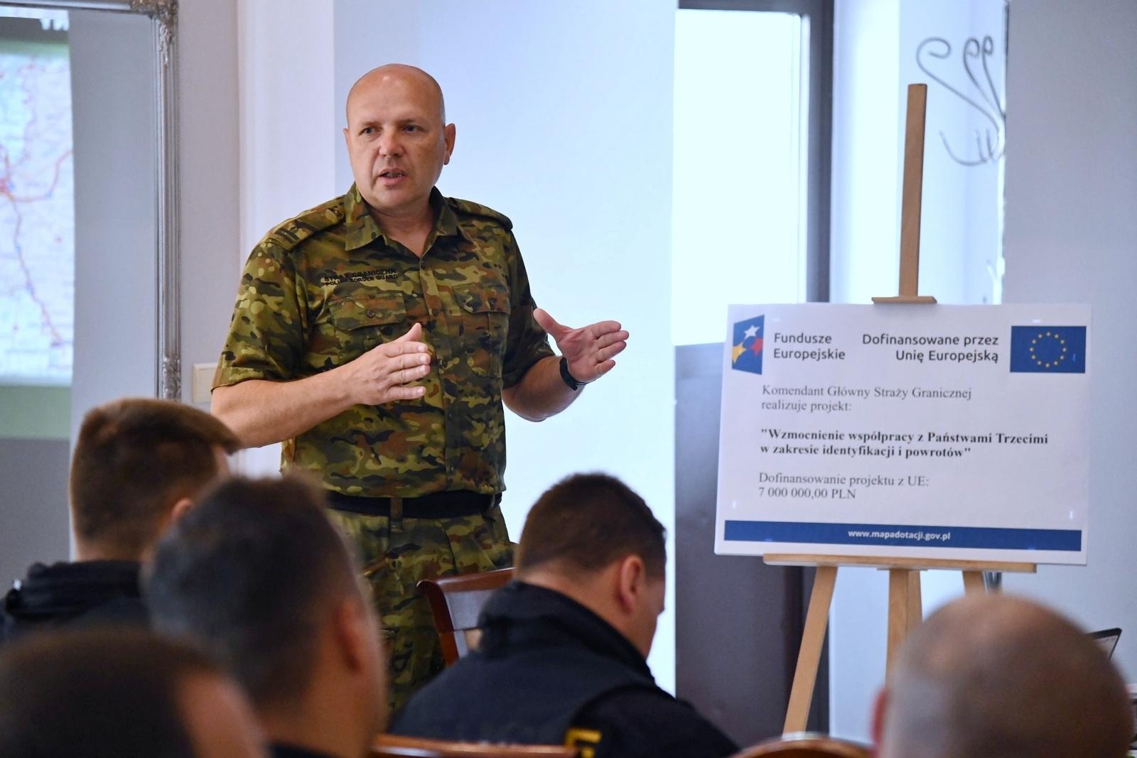 Zdjęcie w galerii na portalu naszwodzislaw.com: Autostrada A1 – spektakularny pościg i dynamiczne zatrzymanie! wiadomości z regionu