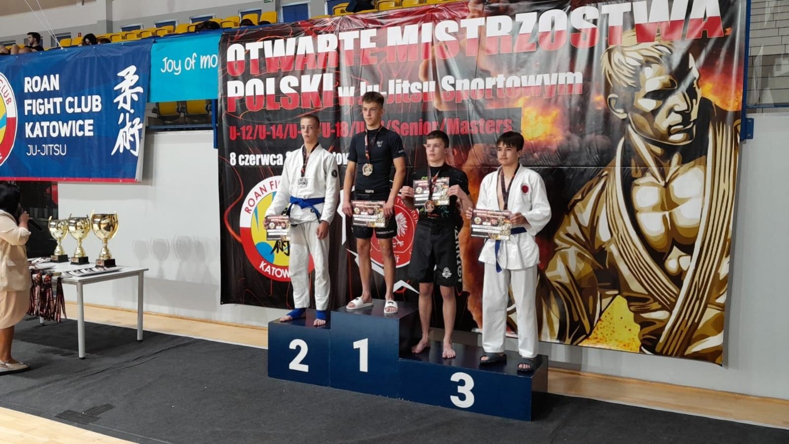 Zdjęcie w galerii na portalu naszwodzislaw.com: 8 medali zawodników Octagon Team na Mistrzostwach Polski Jiu Jitsu wiadomości z regionu