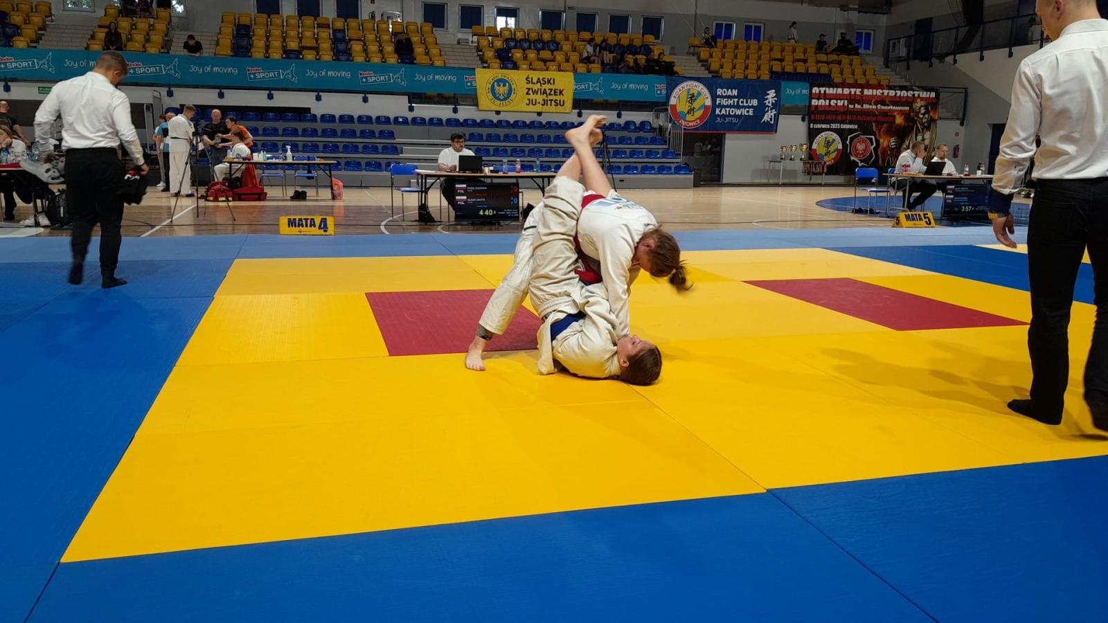 Zdjęcie w galerii na portalu naszwodzislaw.com: 8 medali zawodników Octagon Team na Mistrzostwach Polski Jiu Jitsu wiadomości z regionu