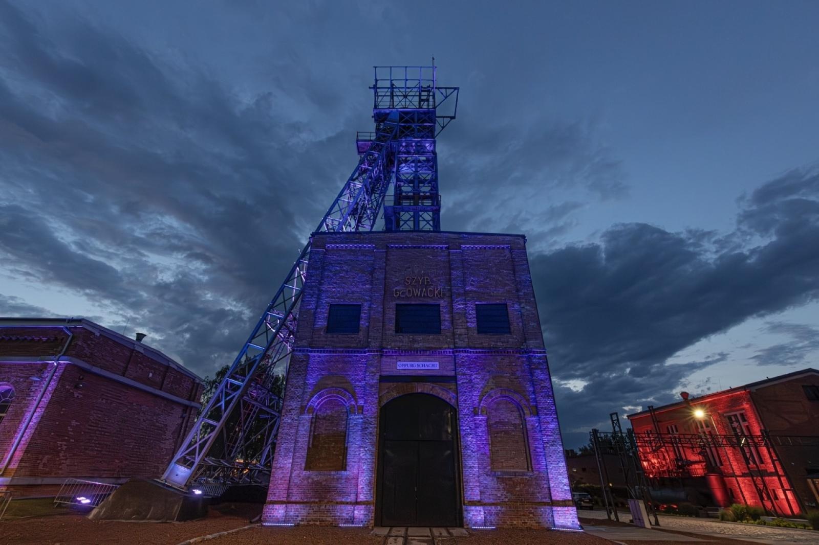 Zdjęcie w galerii na portalu naszwodzislaw.com: INDUSTRIADA 2025 - Aż 3500 osób świętowało w Rybniku wiadomości z regionu