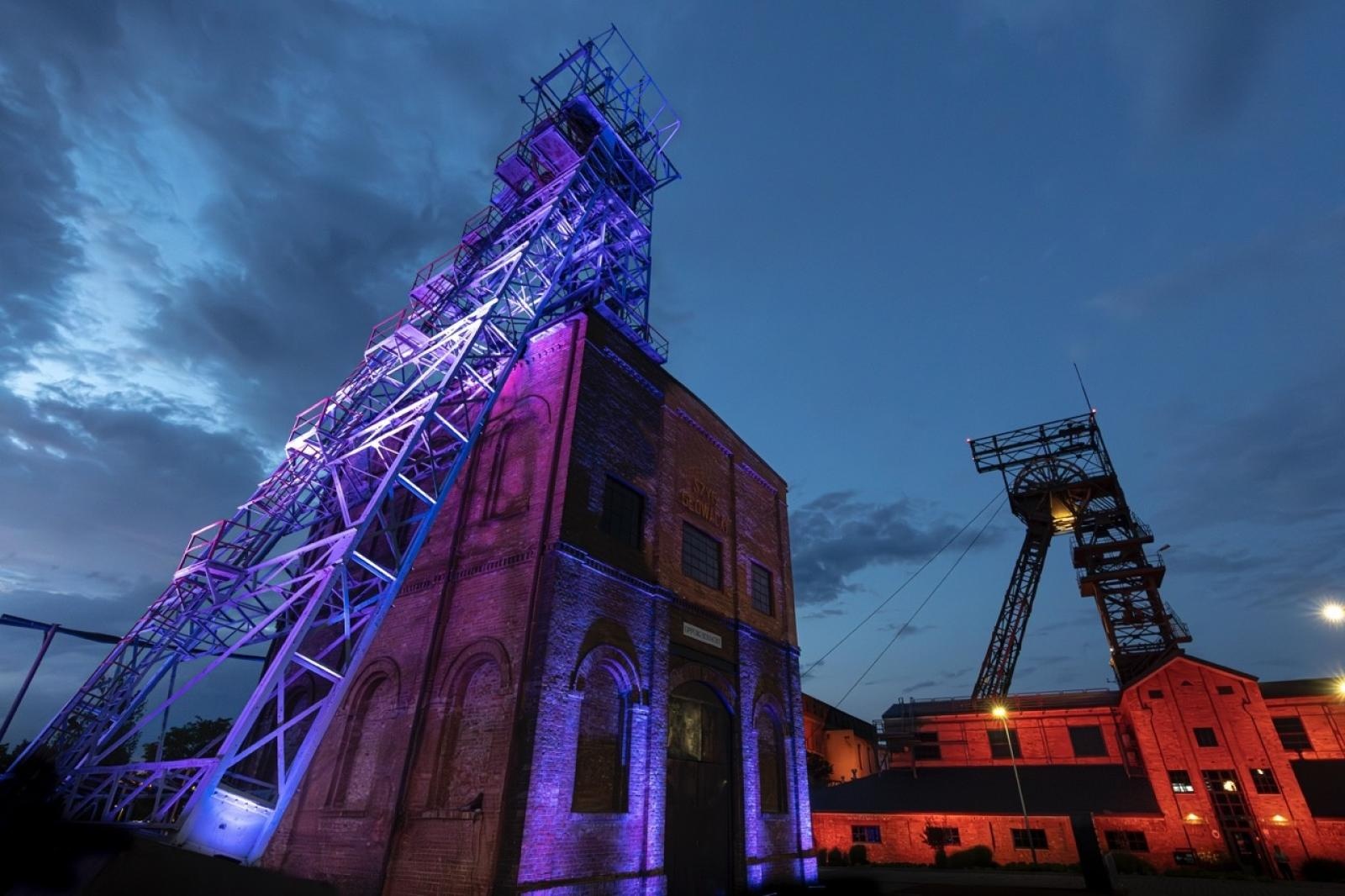 Zdjęcie w galerii na portalu naszwodzislaw.com: INDUSTRIADA 2025 - Aż 3500 osób świętowało w Rybniku wiadomości z regionu