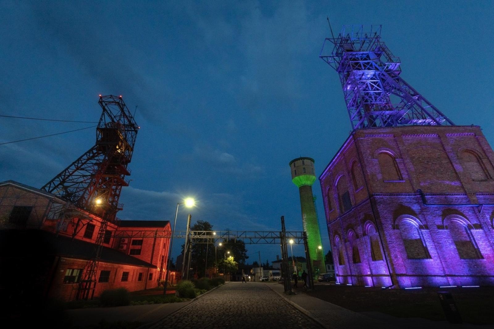 Zdjęcie w galerii na portalu naszwodzislaw.com: INDUSTRIADA 2025 - Aż 3500 osób świętowało w Rybniku wiadomości z regionu