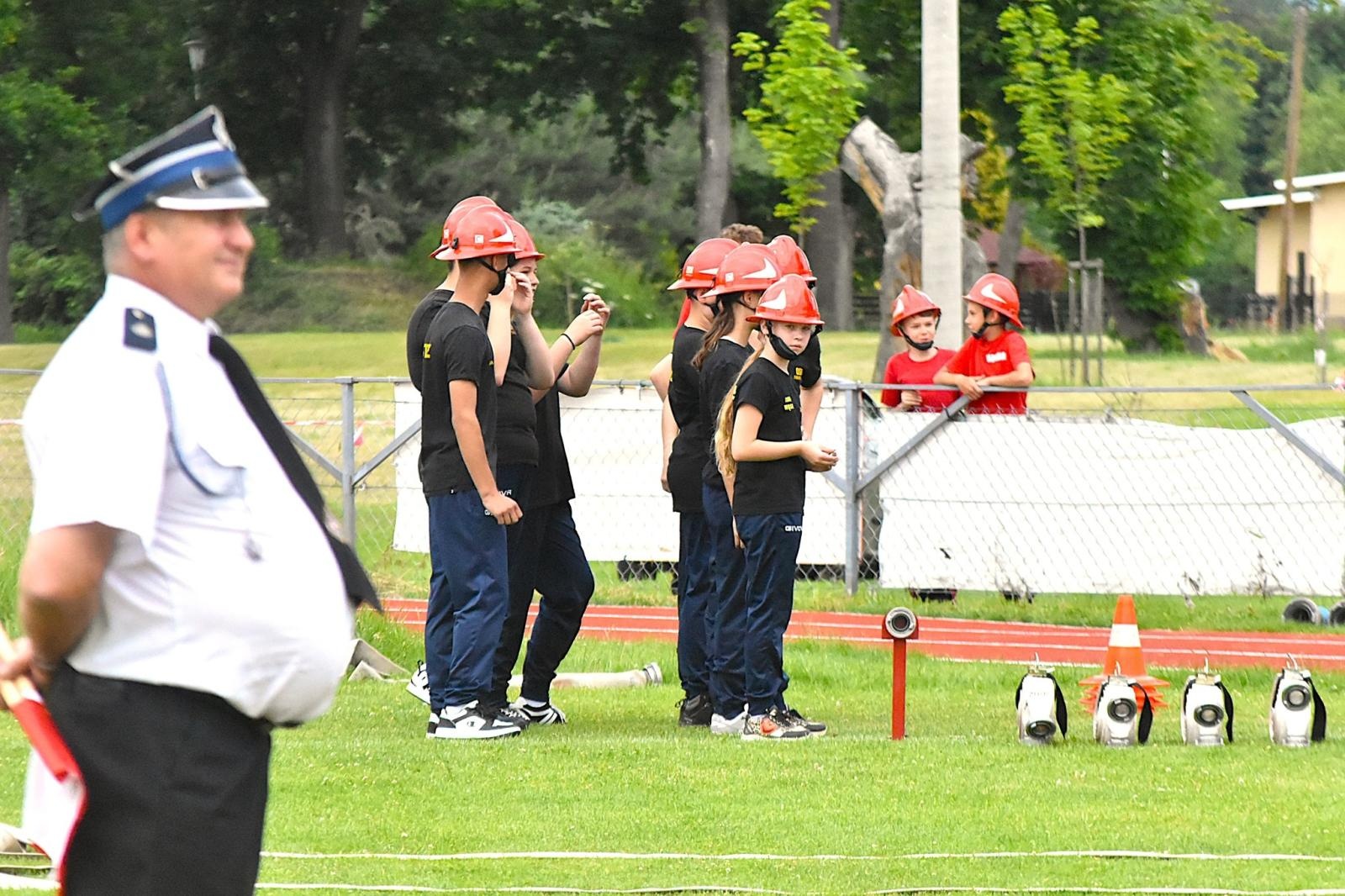 Zdjęcie w galerii na portalu naszwodzislaw.com: Strażacy z Gołkowic najlepsi podczas gminnych zawodów. OSP Łaziska z najlepszymi młodzikami [FOTO] wiadomości z regionu