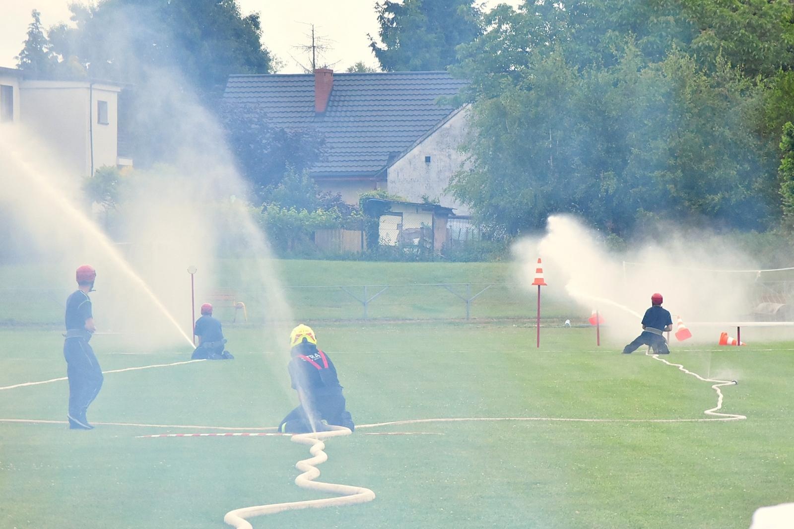 Zdjęcie w galerii na portalu naszwodzislaw.com: Strażacy z Gołkowic najlepsi podczas gminnych zawodów. OSP Łaziska z najlepszymi młodzikami [FOTO] wiadomości z regionu