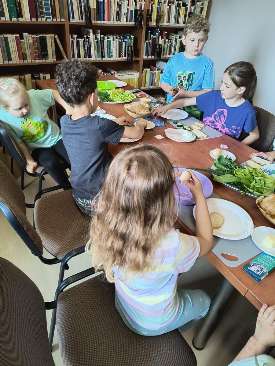 Zdjęcie w galerii na portalu naszwodzislaw.com: Europejski Tydzień Zielony w Godowie: Kompostowanie – klucz do zrównoważonej przyszłości wiadomości z regionu