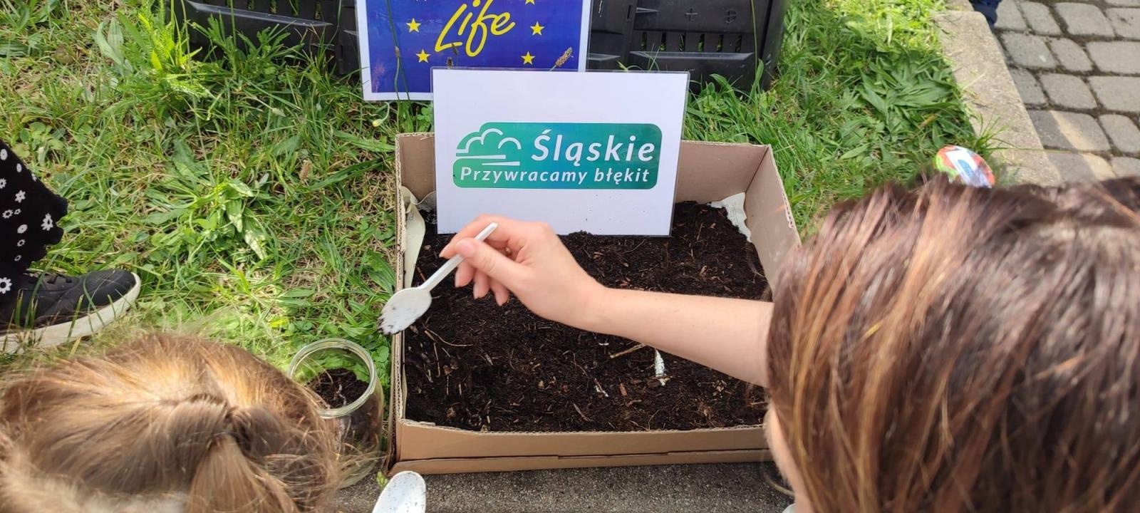 Zdjęcie w galerii na portalu naszwodzislaw.com: Europejski Tydzień Zielony w Godowie: Kompostowanie – klucz do zrównoważonej przyszłości wiadomości z regionu