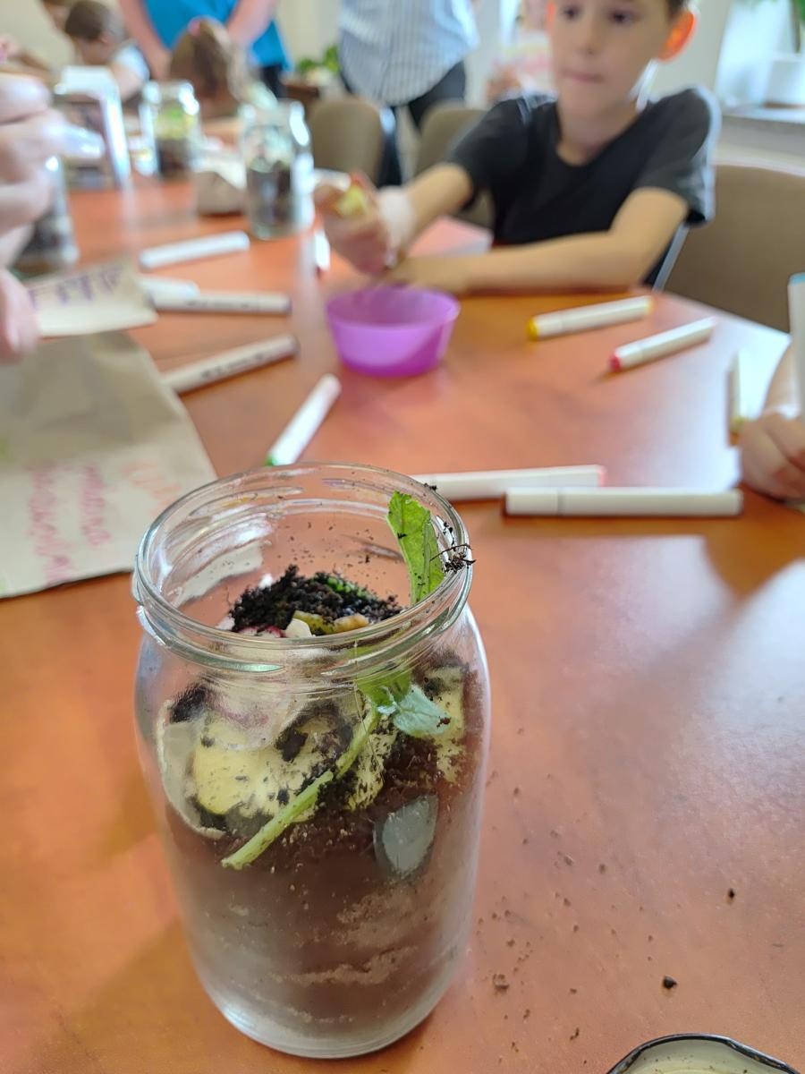 Zdjęcie w galerii na portalu naszwodzislaw.com: Europejski Tydzień Zielony w Godowie: Kompostowanie – klucz do zrównoważonej przyszłości wiadomości z regionu