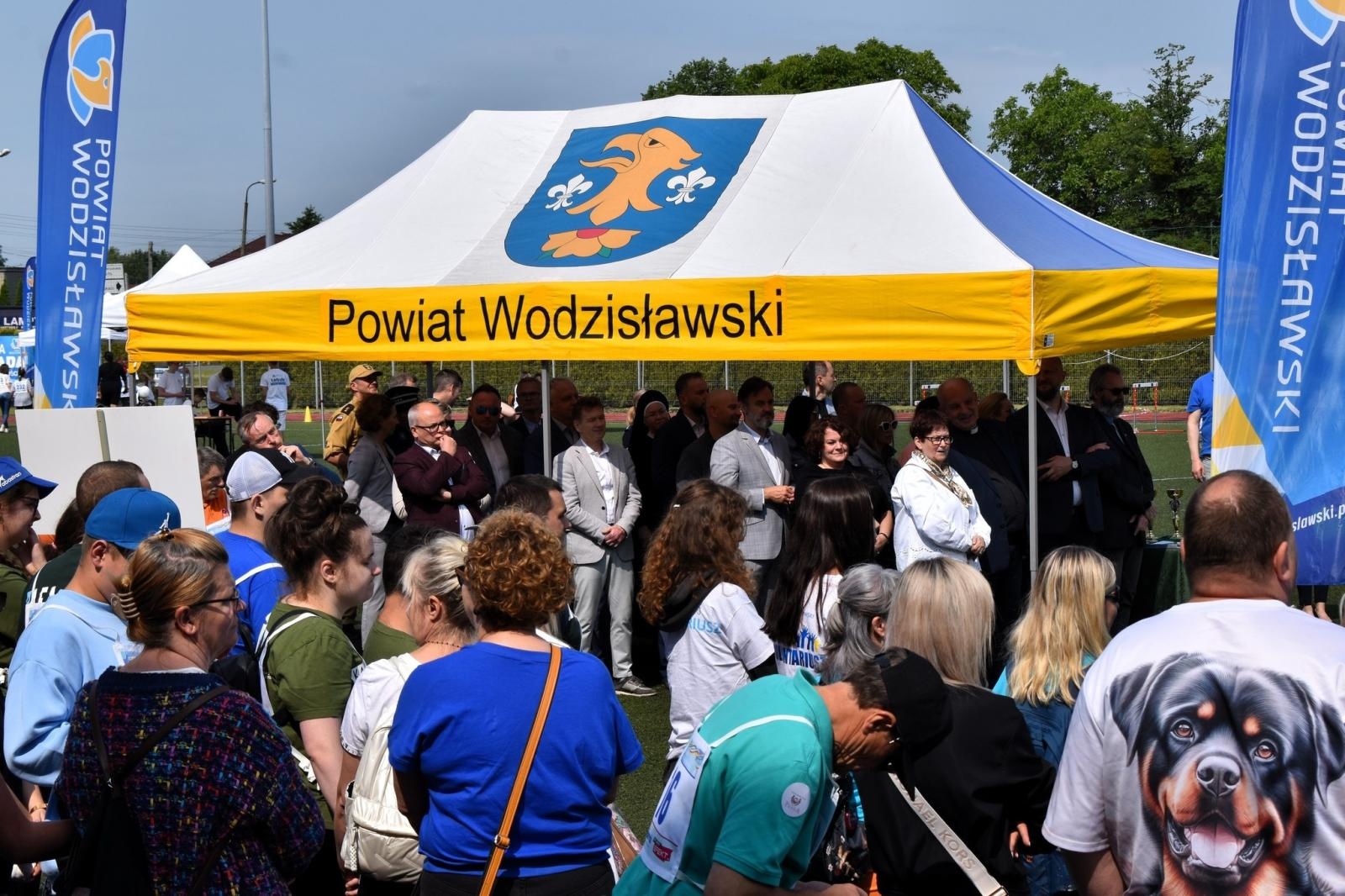 Zdjęcie w galerii na portalu naszwodzislaw.com: Sportowe zmagania, które łączą. XXI Powiatowa Olimpiada Osób z Niepełnosprawnościami [FOTO] wiadomości z regionu