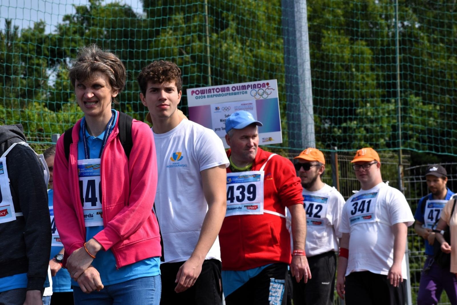 Zdjęcie w galerii na portalu naszwodzislaw.com: Sportowe zmagania, które łączą. XXI Powiatowa Olimpiada Osób z Niepełnosprawnościami [FOTO] wiadomości z regionu