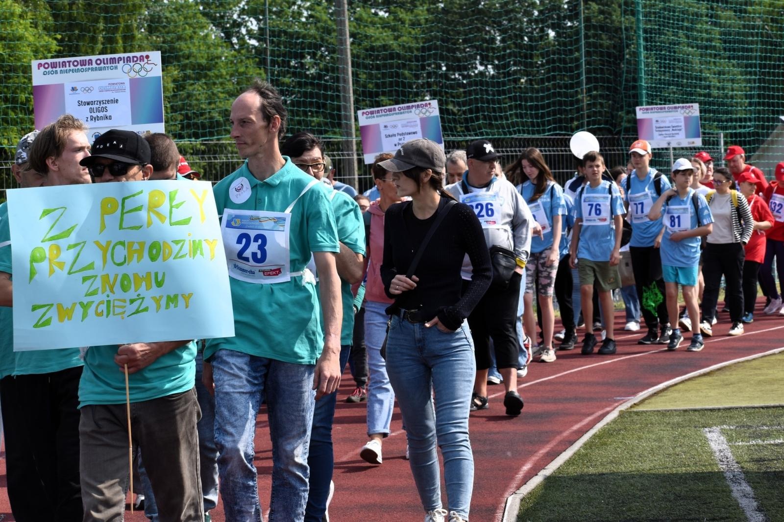 Zdjęcie w galerii na portalu naszwodzislaw.com: Sportowe zmagania, które łączą. XXI Powiatowa Olimpiada Osób z Niepełnosprawnościami [FOTO] wiadomości z regionu