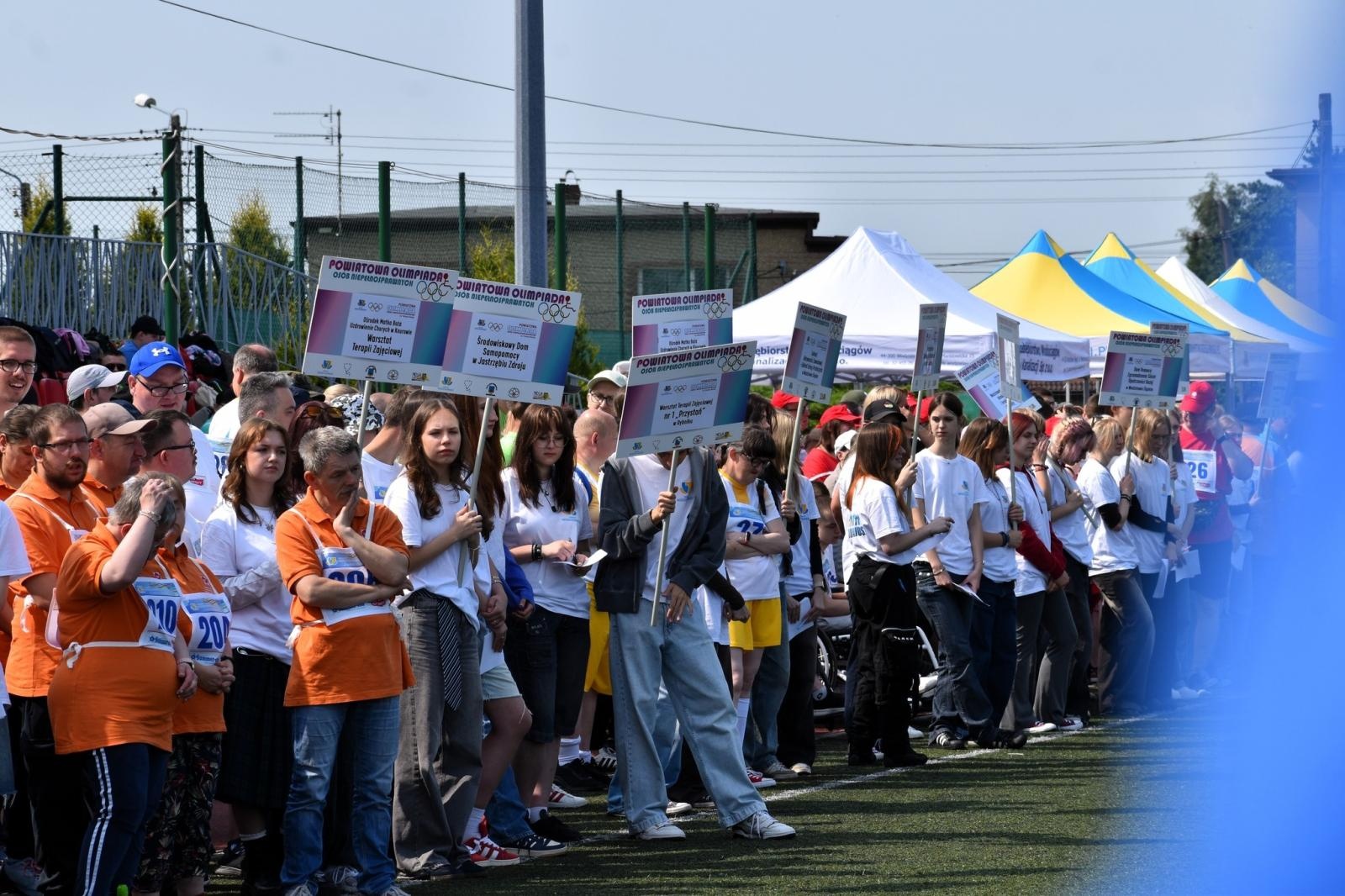 Zdjęcie w galerii na portalu naszwodzislaw.com: Sportowe zmagania, które łączą. XXI Powiatowa Olimpiada Osób z Niepełnosprawnościami [FOTO] wiadomości z regionu