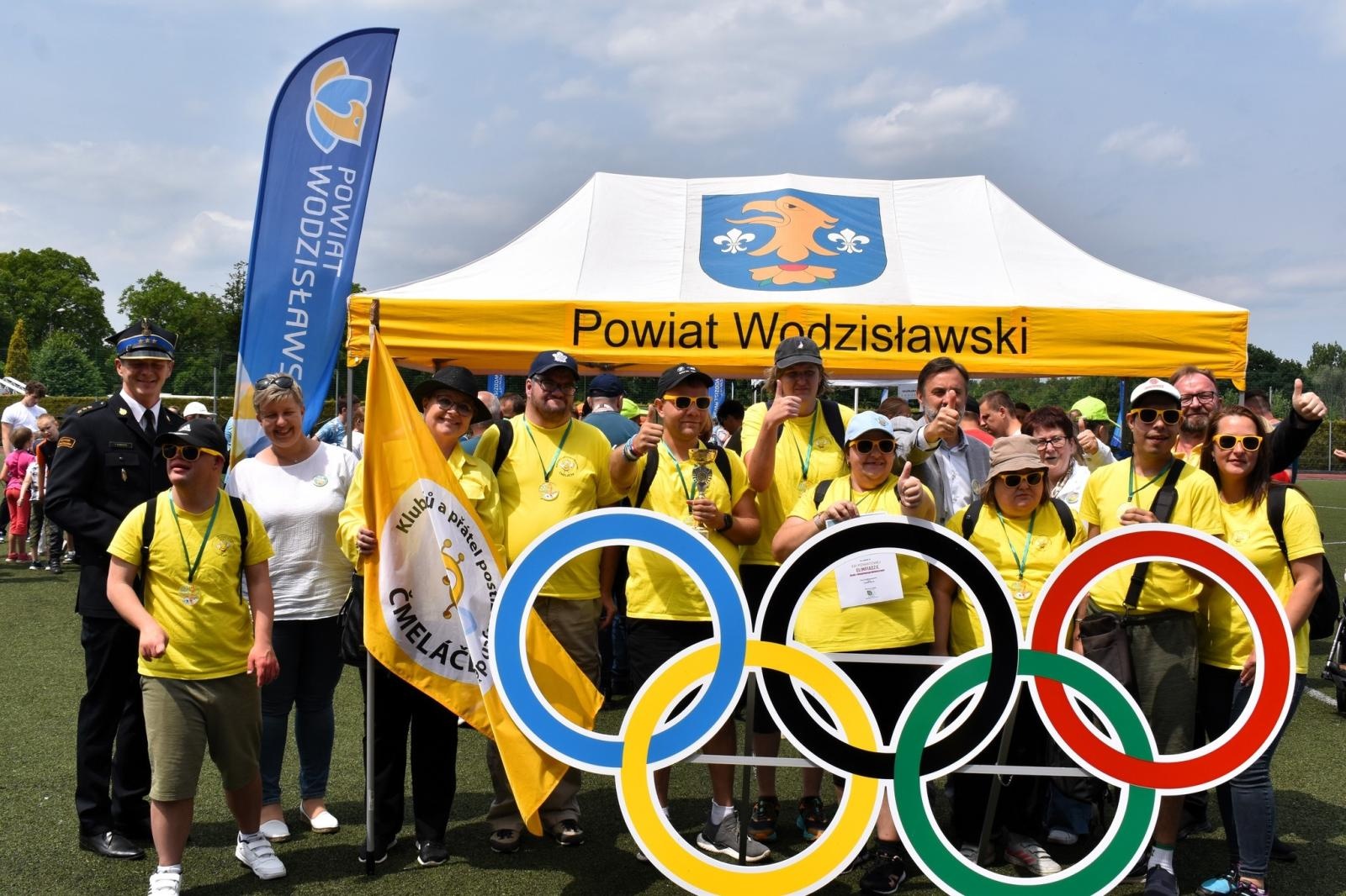 Zdjęcie w galerii na portalu naszwodzislaw.com: Sportowe zmagania, które łączą. XXI Powiatowa Olimpiada Osób z Niepełnosprawnościami [FOTO] wiadomości z regionu