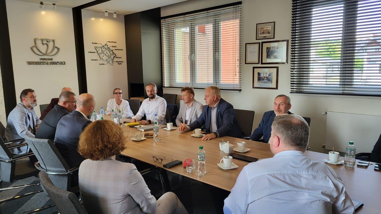 Zdjęcie w galerii na portalu naszwodzislaw.com: Na konwencie o komunikacji publicznej wiadomości z regionu