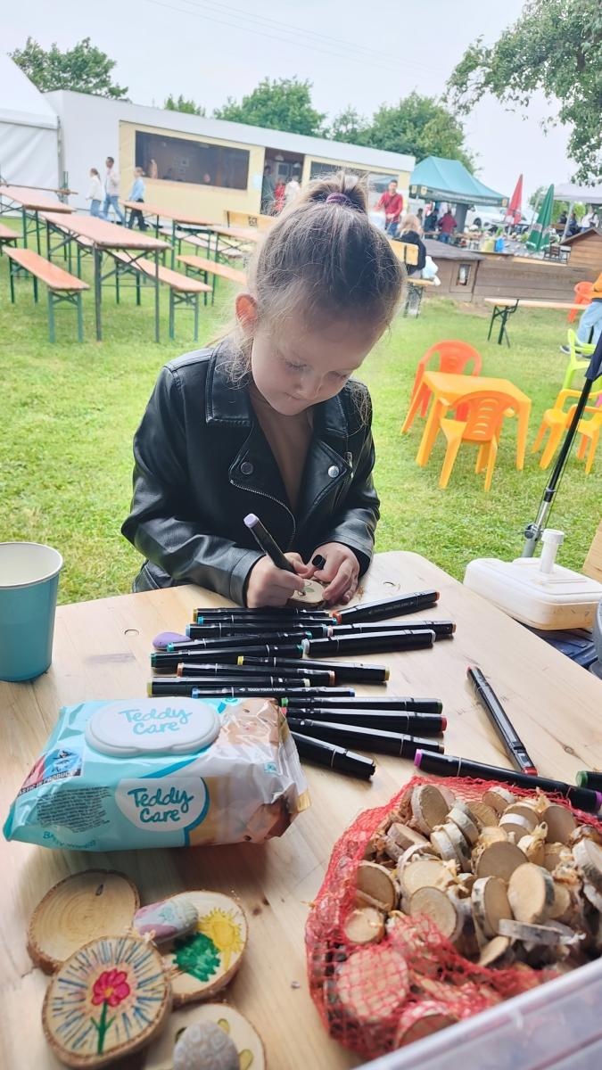 Zdjęcie w galerii na portalu naszwodzislaw.com: Festiwal Zdrowy Śląsk 2025 w Bluszczowie za nami [FOTO] wiadomości z regionu