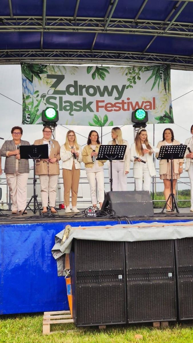 Zdjęcie w galerii na portalu naszwodzislaw.com: Festiwal Zdrowy Śląsk 2025 w Bluszczowie za nami [FOTO] wiadomości z regionu