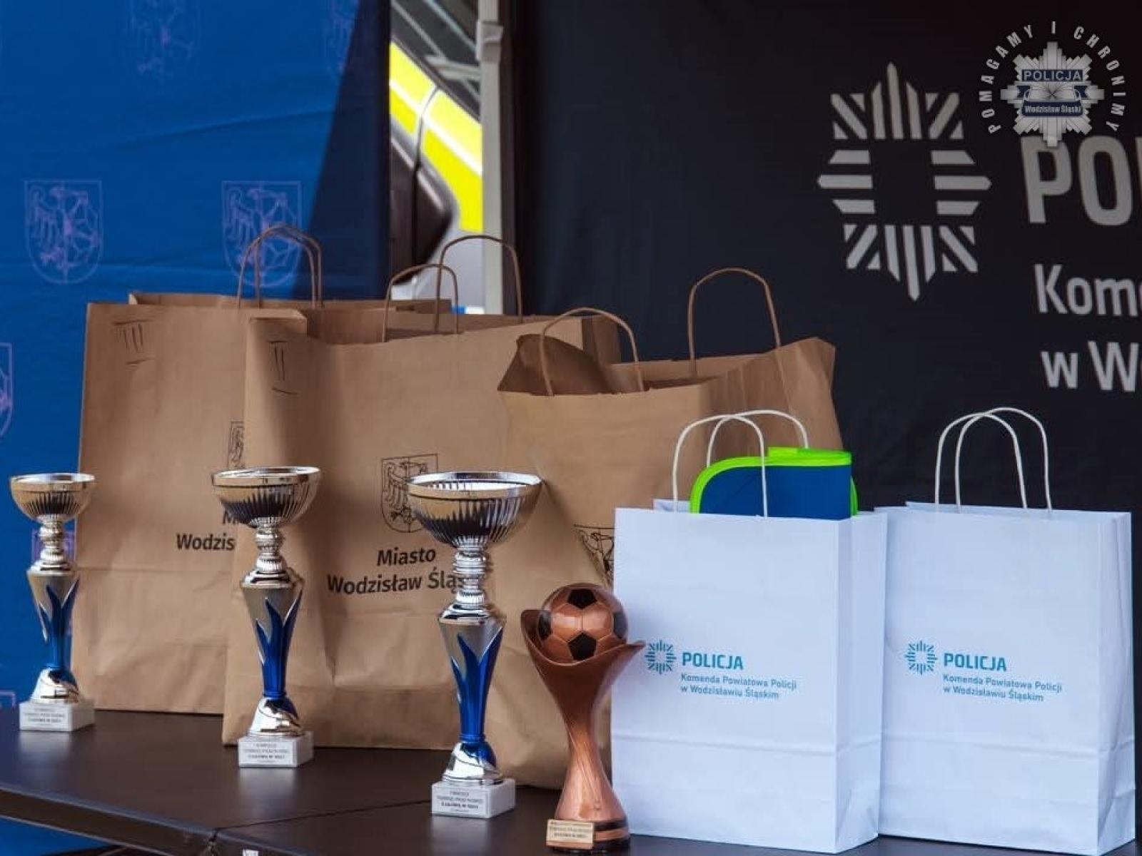 Zdjęcie w galerii na portalu naszwodzislaw.com: Kampania profilaktyczna Z głową w sieci podsumowana wiadomości z regionu