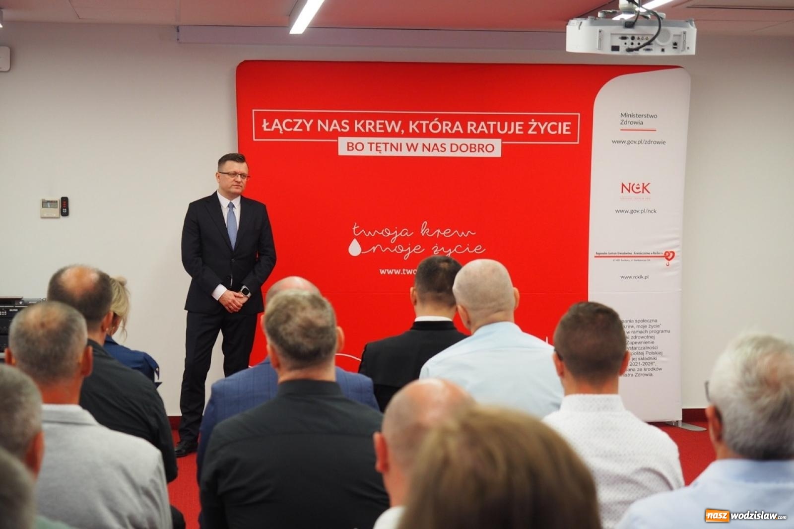 Zdjęcie w galerii na portalu naszwodzislaw.com: Kropla odwagi, litry nadziei. Krwiodawcy z regionu uhonorowani przez Ministra Zdrowia wiadomości z regionu