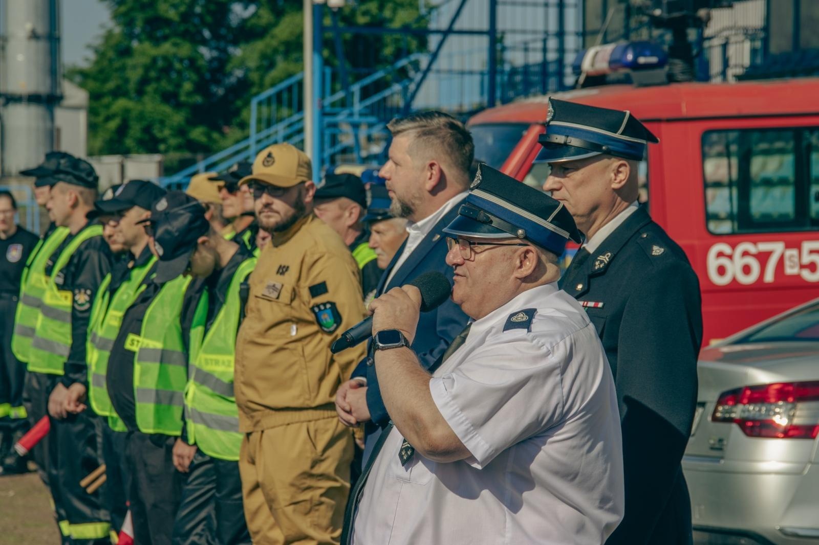 Zdjęcie w galerii na portalu naszwodzislaw.com: Miejsko-gminne zawody sportowo-pożarnicze za nami [FOTO] wiadomości z regionu