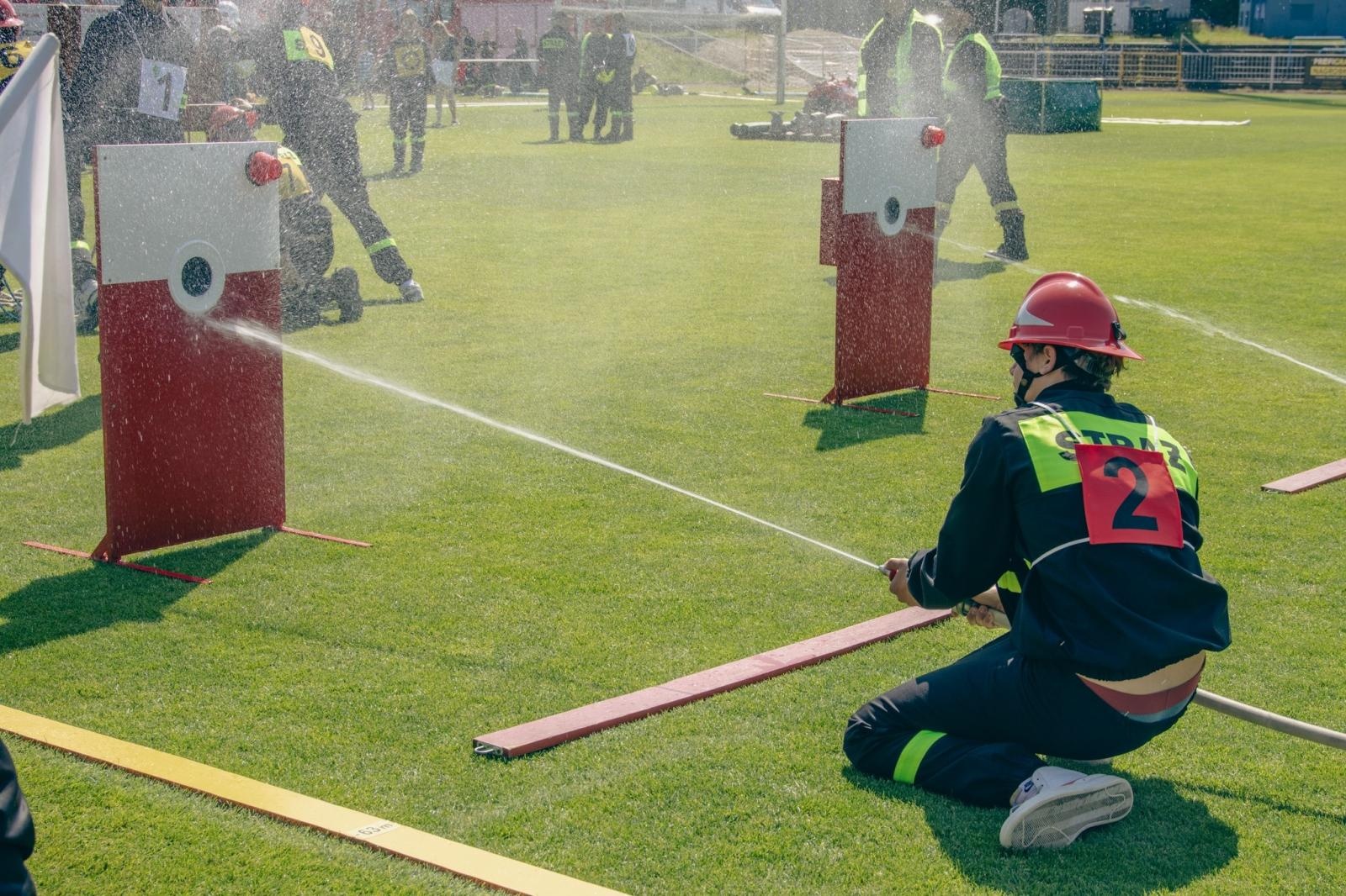 Zdjęcie w galerii na portalu naszwodzislaw.com: Miejsko-gminne zawody sportowo-pożarnicze za nami [FOTO] wiadomości z regionu
