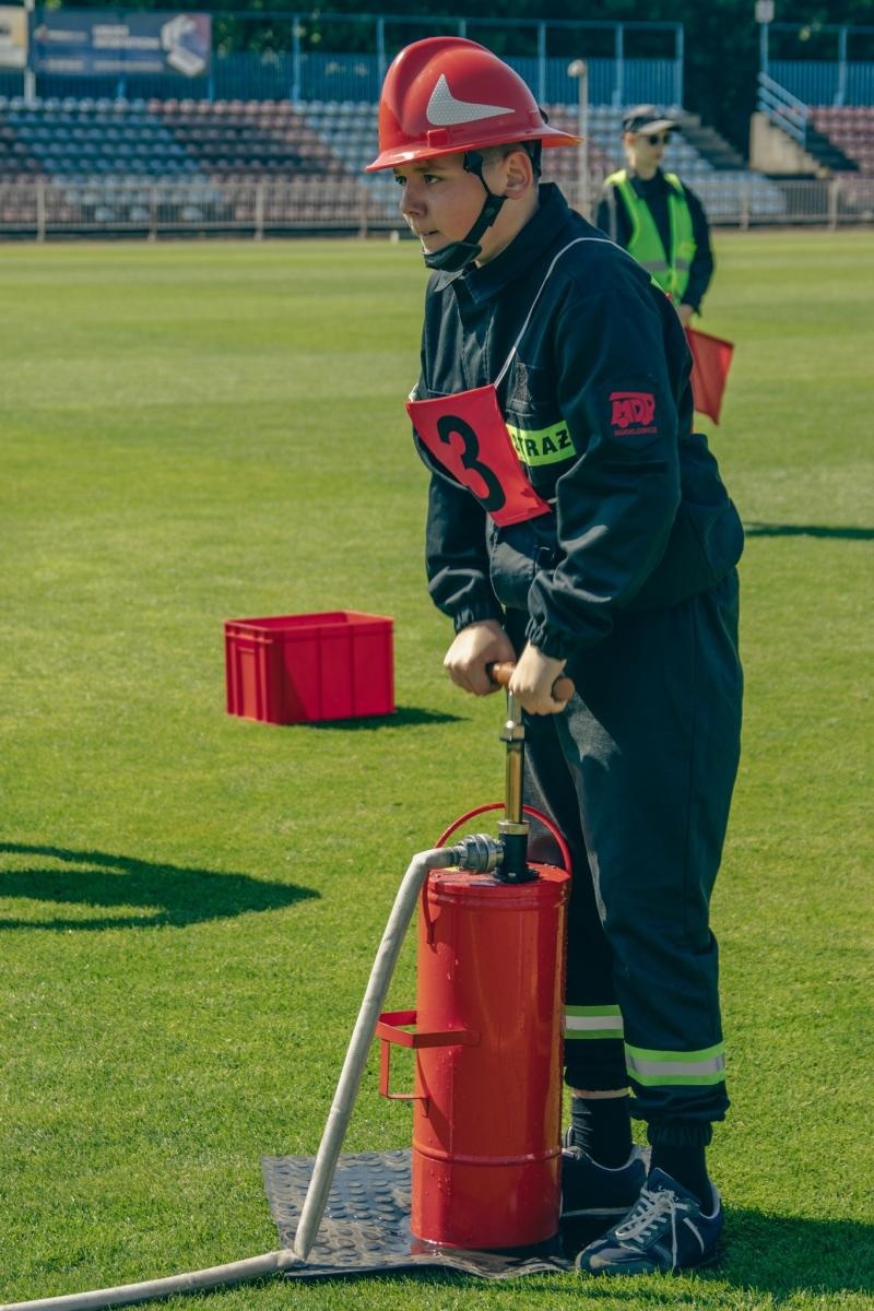Zdjęcie w galerii na portalu naszwodzislaw.com: Miejsko-gminne zawody sportowo-pożarnicze za nami [FOTO] wiadomości z regionu