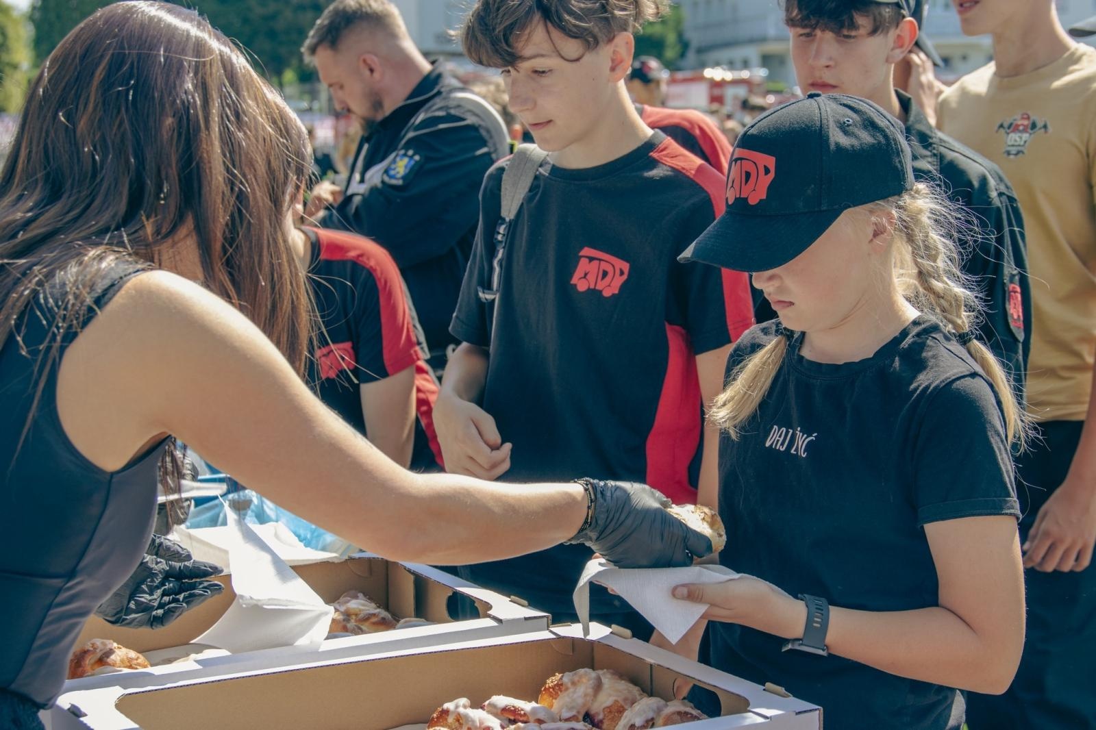 Zdjęcie w galerii na portalu naszwodzislaw.com: Miejsko-gminne zawody sportowo-pożarnicze za nami [FOTO] wiadomości z regionu