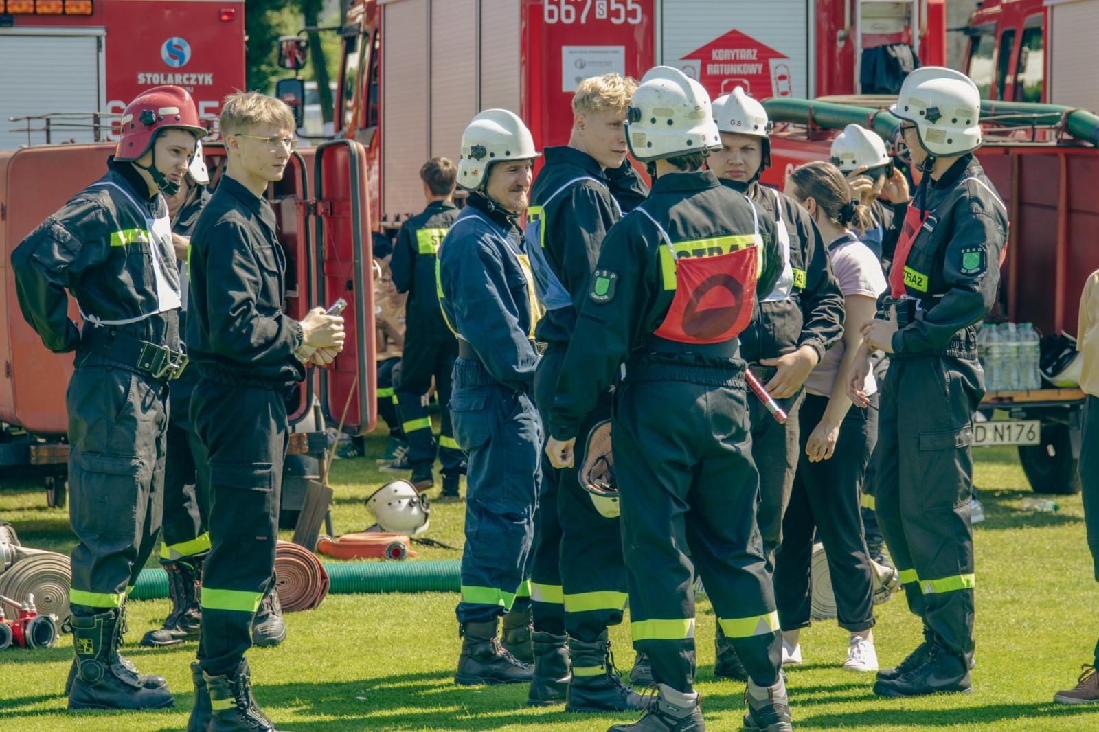 Zdjęcie w galerii na portalu naszwodzislaw.com: Miejsko-gminne zawody sportowo-pożarnicze za nami [FOTO] wiadomości z regionu