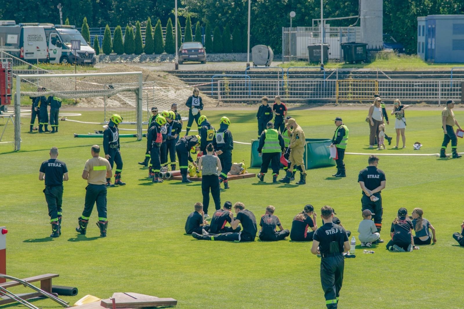 Zdjęcie w galerii na portalu naszwodzislaw.com: Miejsko-gminne zawody sportowo-pożarnicze za nami [FOTO] wiadomości z regionu
