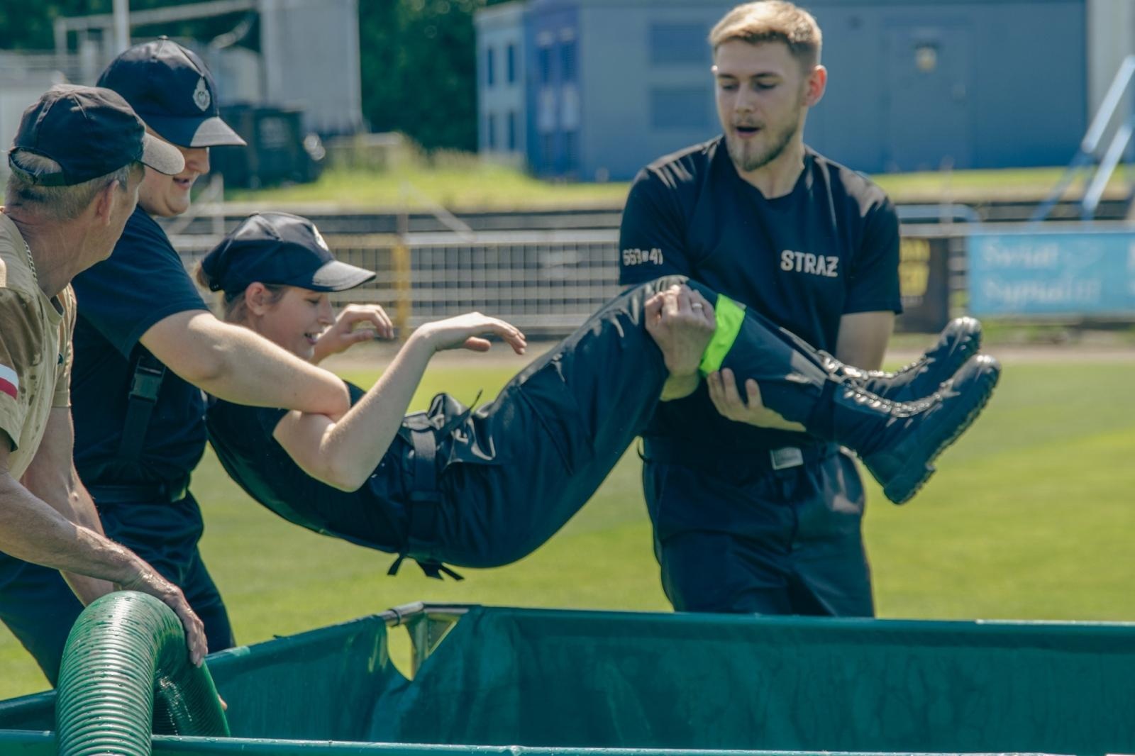 Zdjęcie w galerii na portalu naszwodzislaw.com: Miejsko-gminne zawody sportowo-pożarnicze za nami [FOTO] wiadomości z regionu