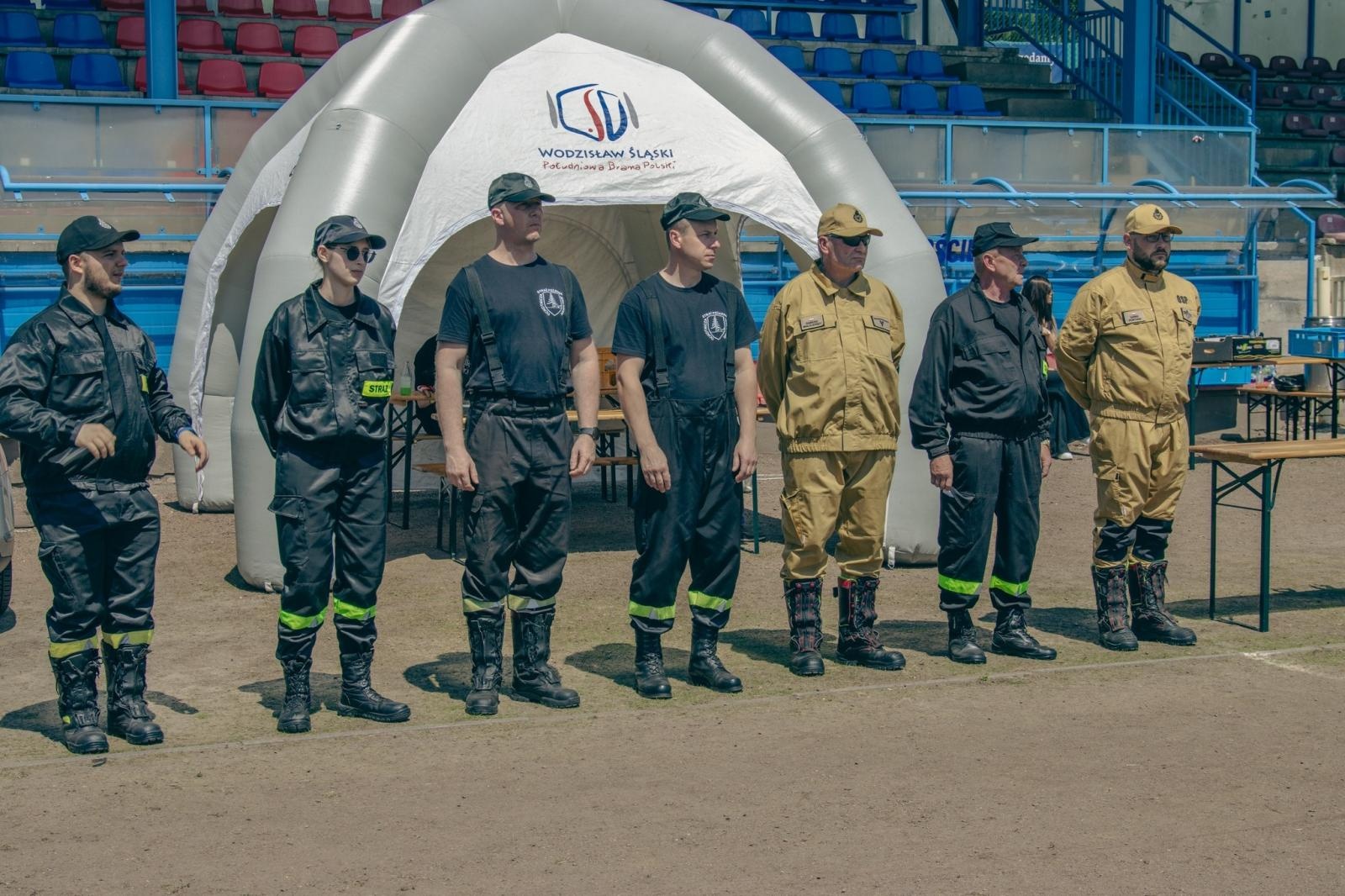 Zdjęcie w galerii na portalu naszwodzislaw.com: Miejsko-gminne zawody sportowo-pożarnicze za nami [FOTO] wiadomości z regionu