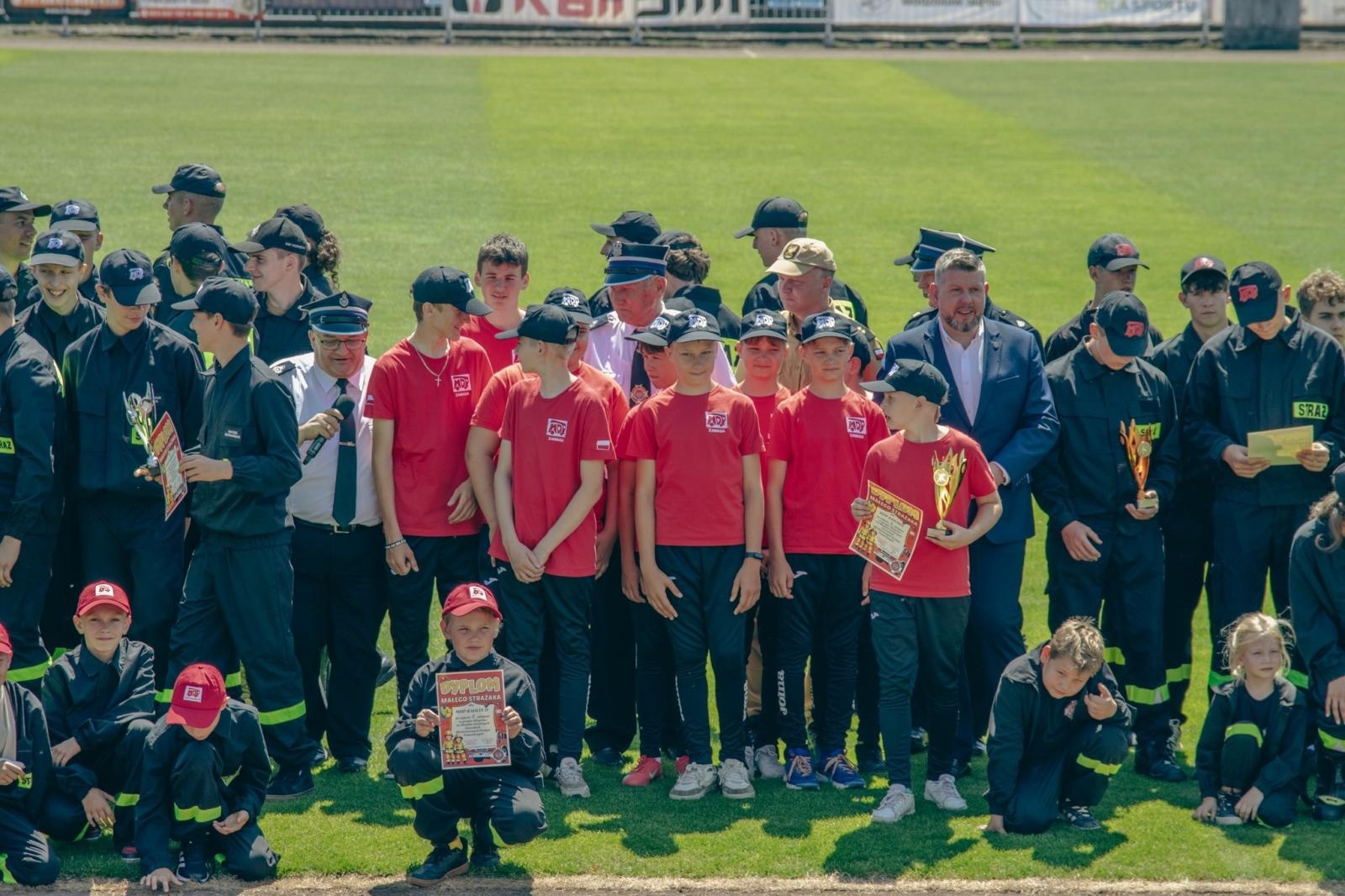 Zdjęcie w galerii na portalu naszwodzislaw.com: Miejsko-gminne zawody sportowo-pożarnicze za nami [FOTO] wiadomości z regionu