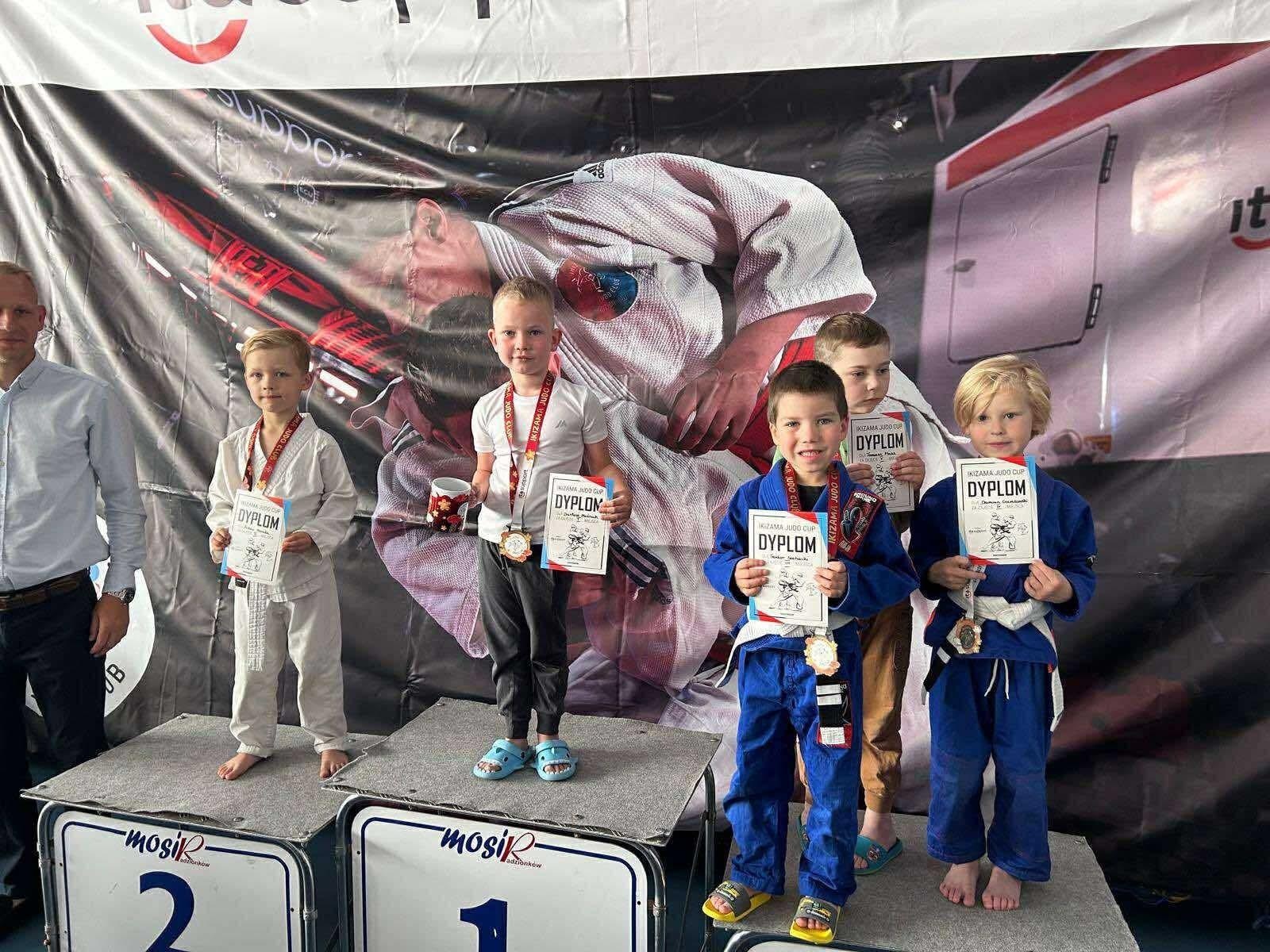 Zdjęcie w galerii na portalu naszwodzislaw.com: Judocy Top Team pokazali siłę ducha w Radzionkowie wiadomości z regionu