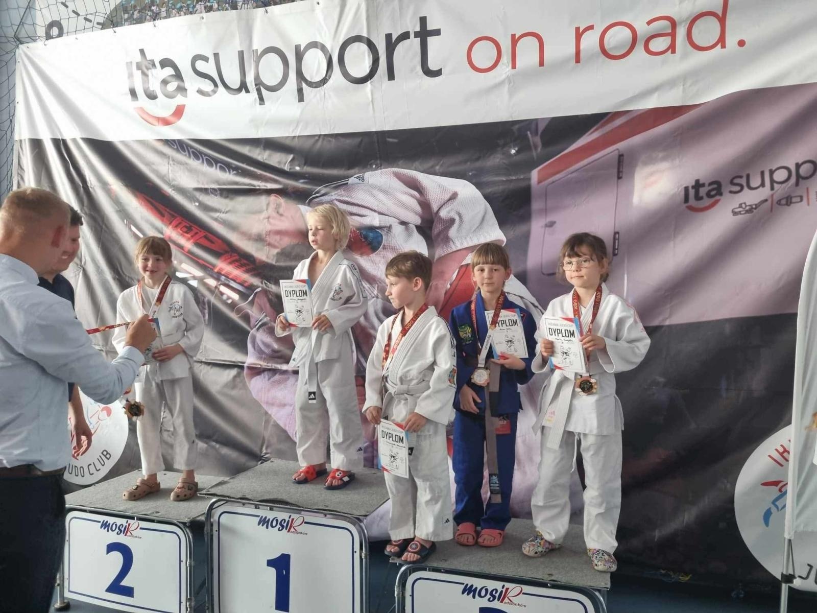 Zdjęcie w galerii na portalu naszwodzislaw.com: Judocy Top Team pokazali siłę ducha w Radzionkowie wiadomości z regionu