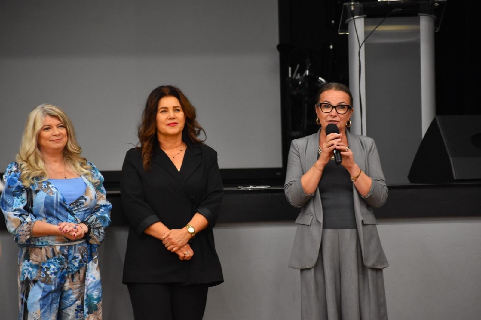 Zdjęcie w galerii na portalu naszwodzislaw.com: IX Wakacyjny Kiermasz Pracy w Wodzisławiu Śląskim – wsparcie dla młodych wiadomości z regionu