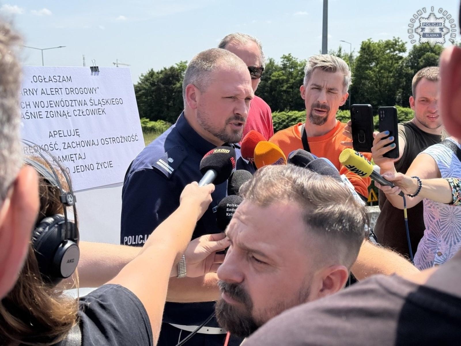 Zdjęcie w galerii na portalu naszwodzislaw.com: Czarny Alert Drogowy na Śląsku wiadomości z regionu