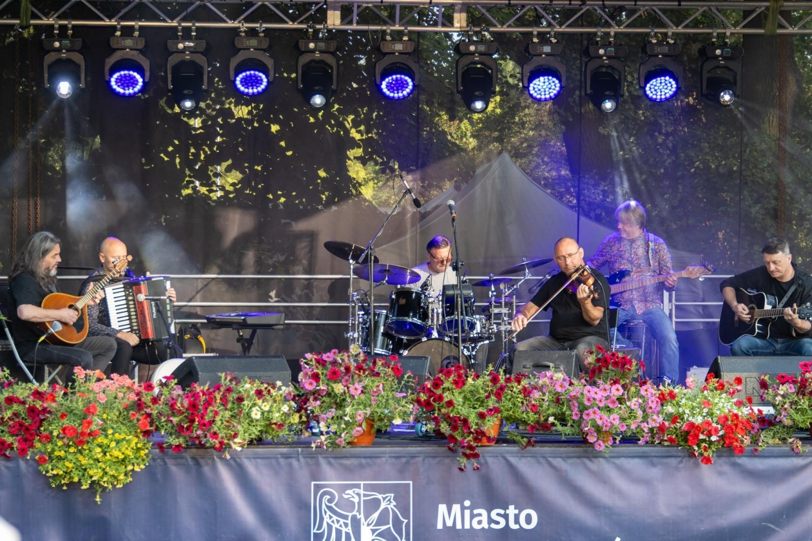 Zdjęcie w galerii na portalu naszwodzislaw.com: VIII Wodzisławska Noc Świętojańska za nami [FOTO] wiadomości z regionu