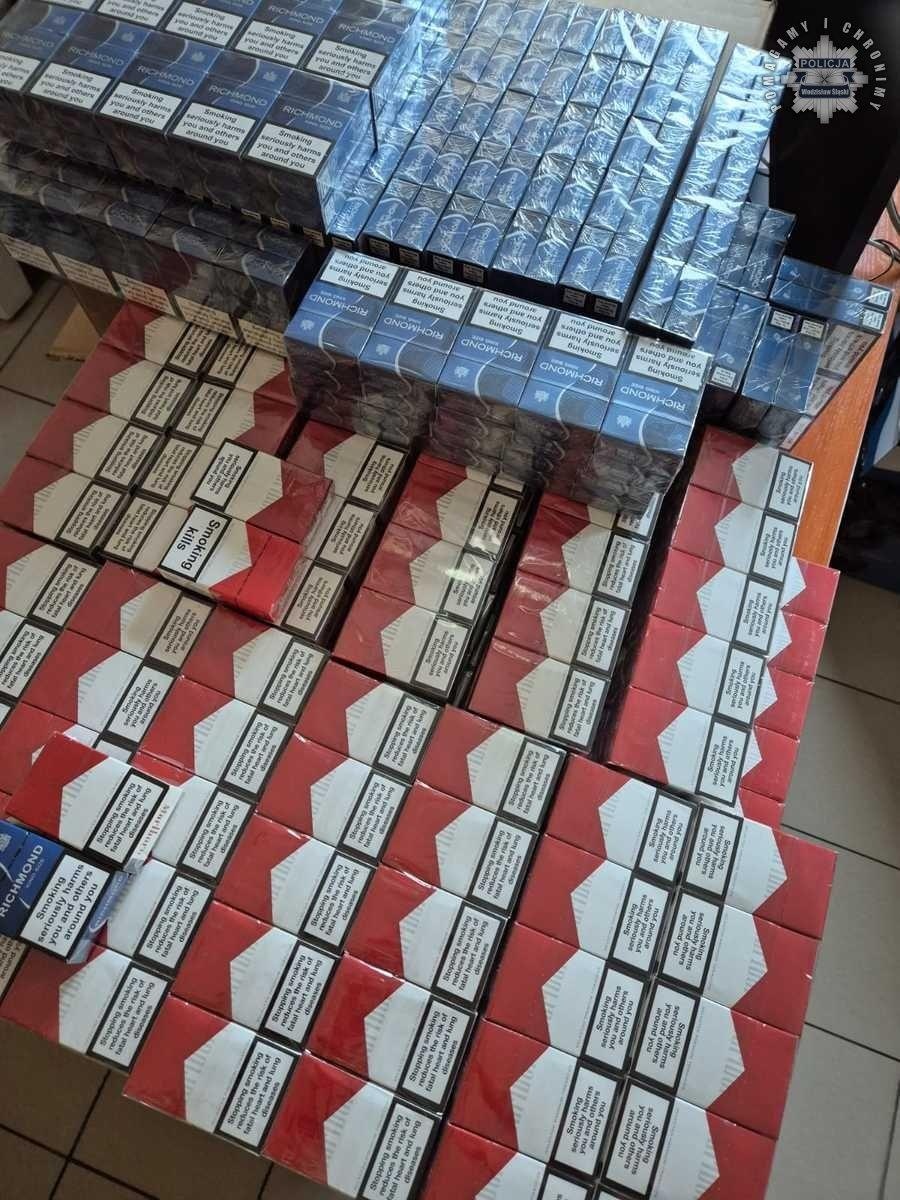 Zdjęcie w galerii na portalu naszwodzislaw.com: Nielegalny tytoń w rękach wodzisławskich policjantów wiadomości z regionu