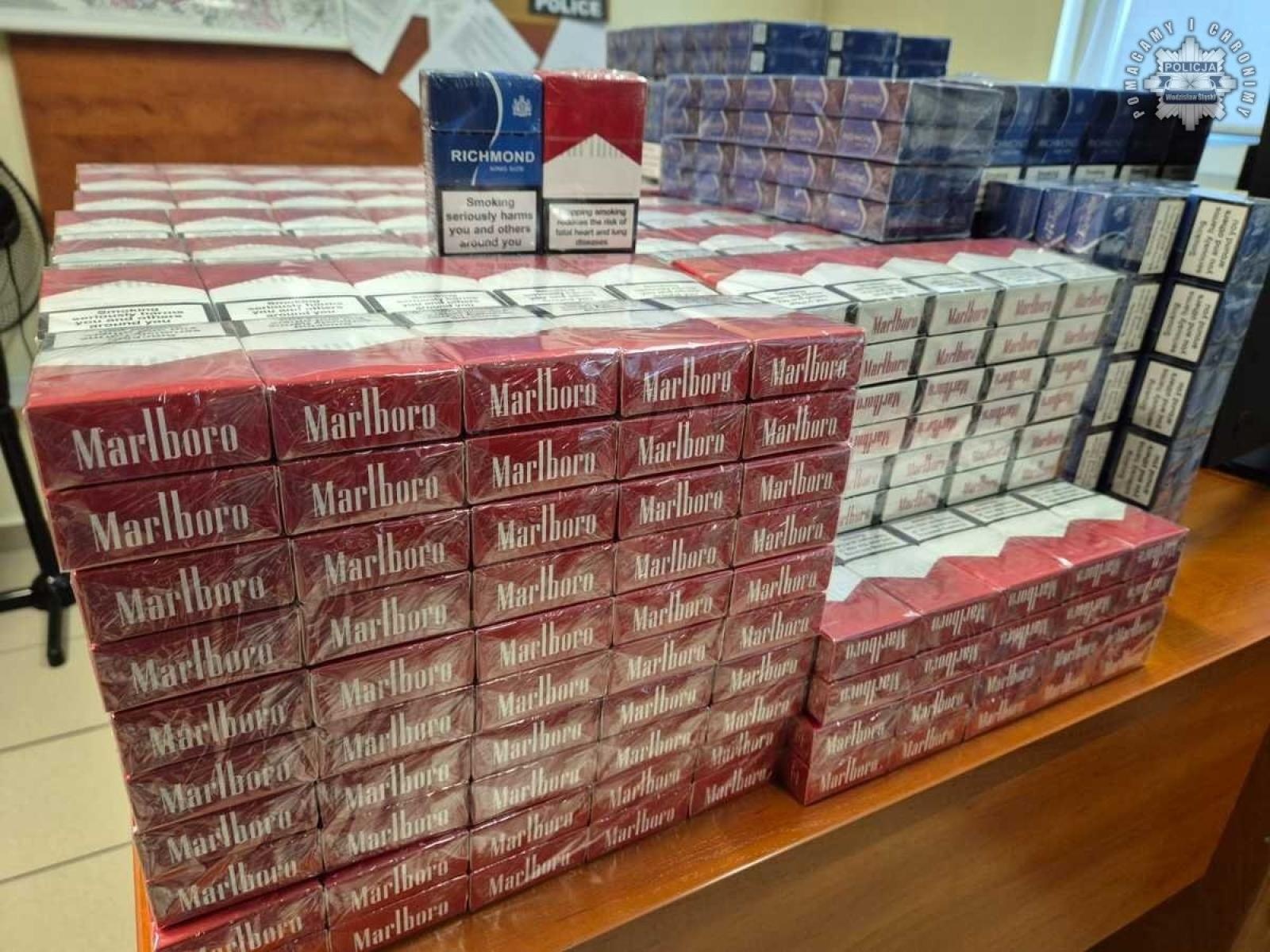 Zdjęcie w galerii na portalu naszwodzislaw.com: Nielegalny tytoń w rękach wodzisławskich policjantów wiadomości z regionu