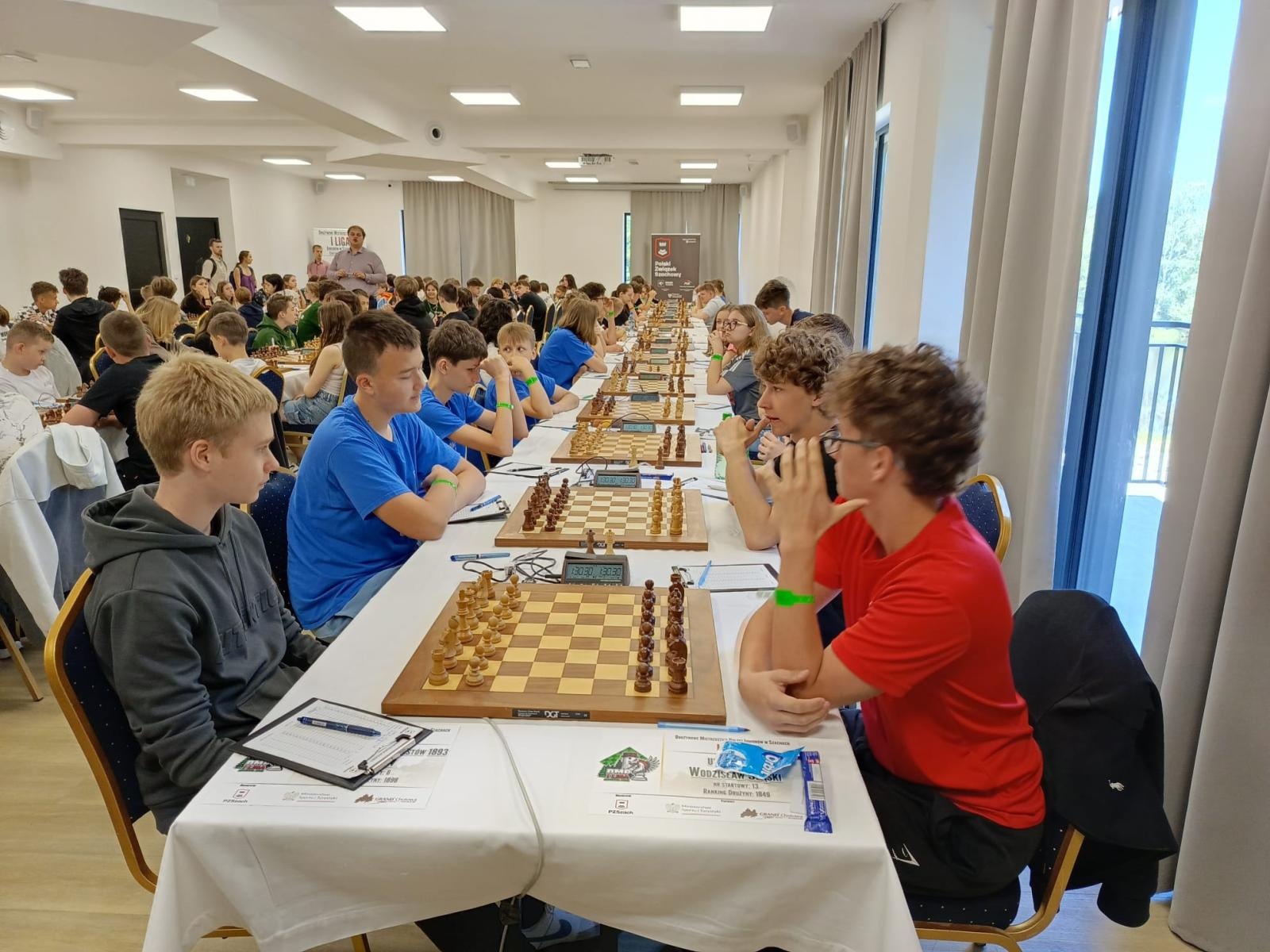 Zdjęcie w galerii na portalu naszwodzislaw.com: UKS Baszta wciąż w I lidze wiadomości z regionu