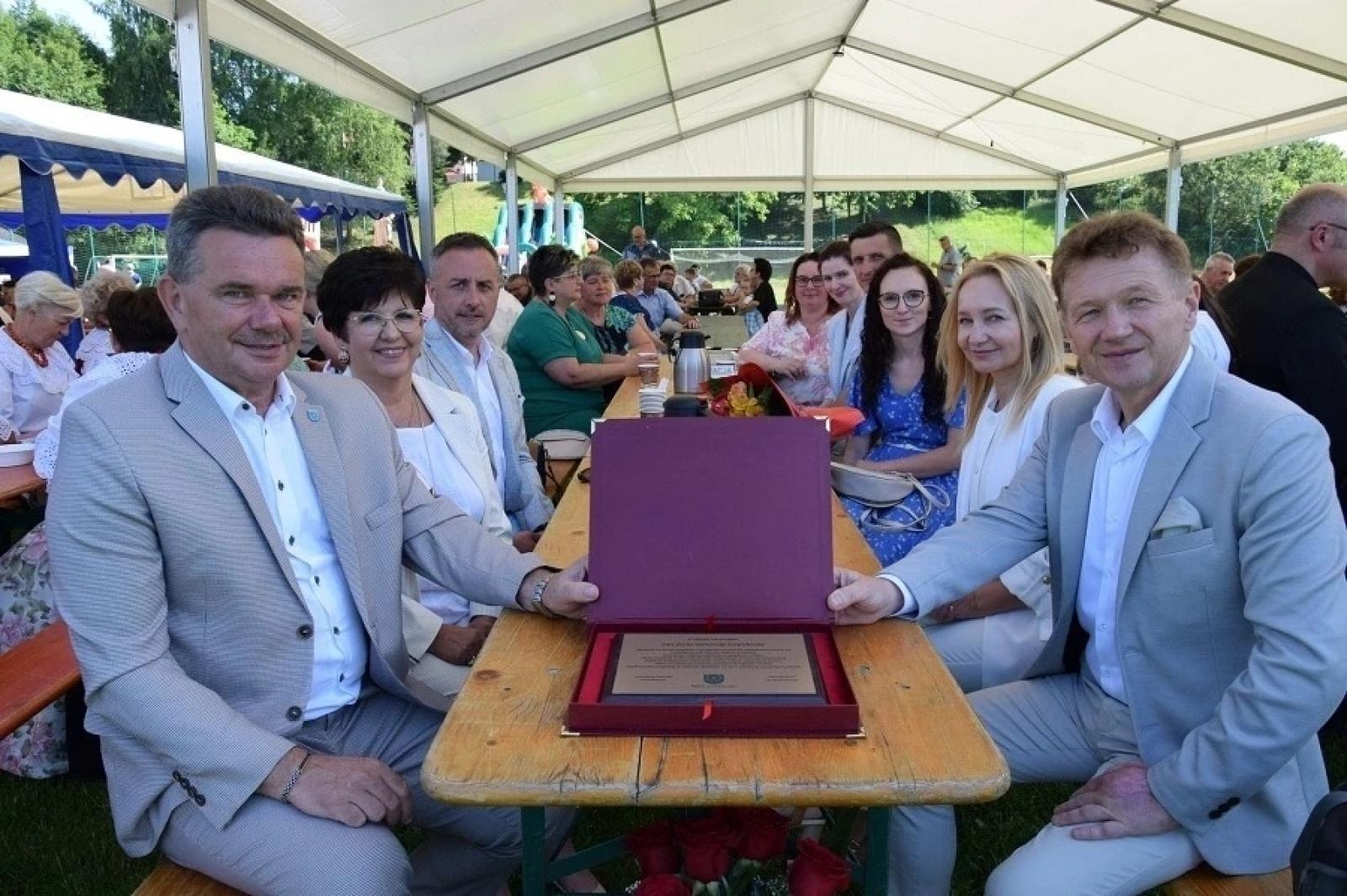 Zdjęcie w galerii na portalu naszwodzislaw.com: Sołectwo Gogołowa świętowało 730-lecie [FOTO] wiadomości z regionu