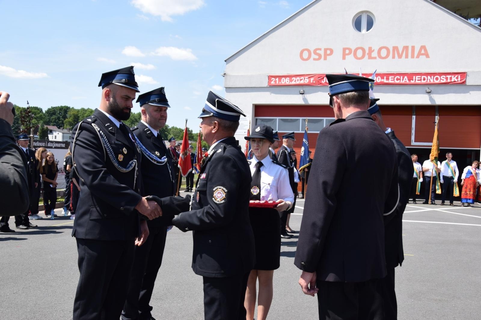 Zdjęcie w galerii na portalu naszwodzislaw.com: 120-lecie OSP w Połomi połączone z obchodami Dnia Strażaka [FOTO] wiadomości z regionu