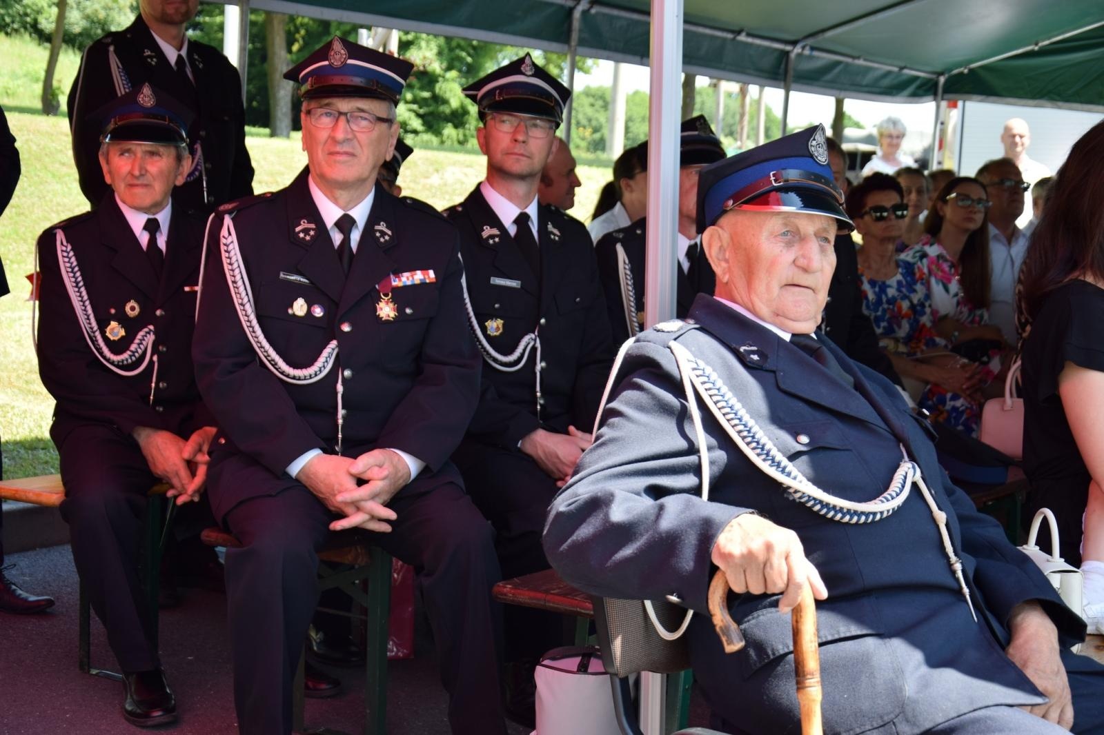 Zdjęcie w galerii na portalu naszwodzislaw.com: 120-lecie OSP w Połomi połączone z obchodami Dnia Strażaka [FOTO] wiadomości z regionu