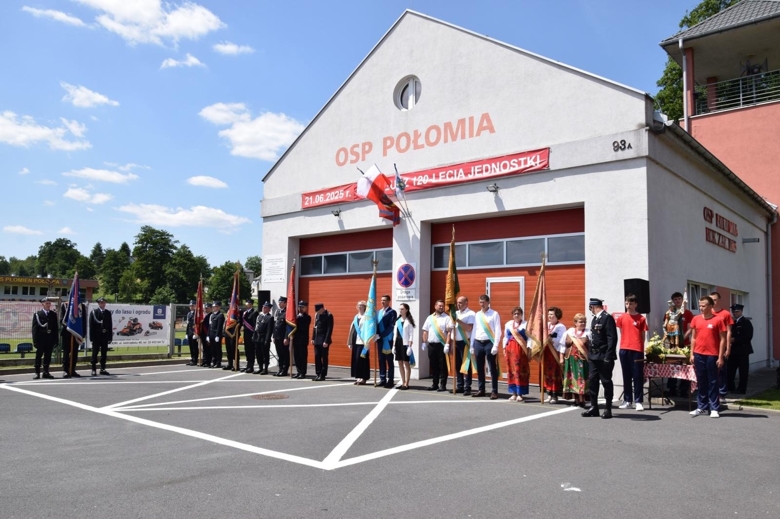 Zdjęcie w galerii na portalu naszwodzislaw.com: 120-lecie OSP w Połomi połączone z obchodami Dnia Strażaka [FOTO] wiadomości z regionu