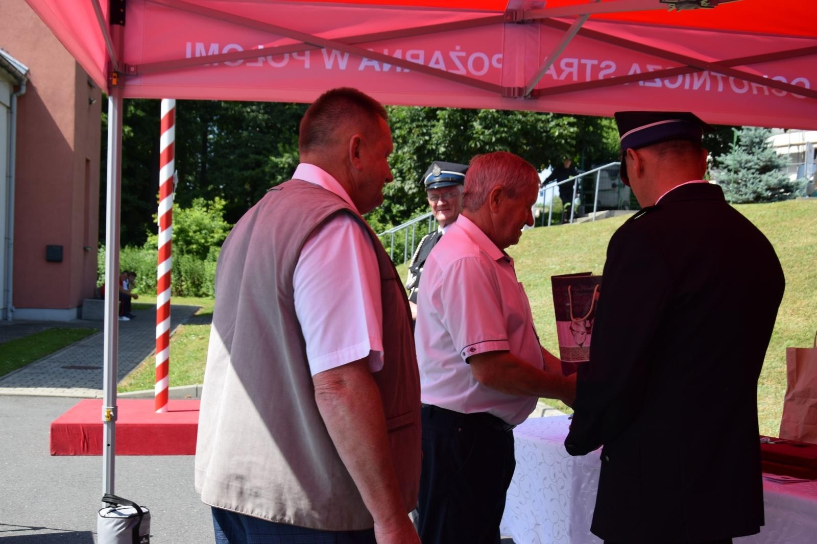 Zdjęcie w galerii na portalu naszwodzislaw.com: 120-lecie OSP w Połomi połączone z obchodami Dnia Strażaka [FOTO] wiadomości z regionu