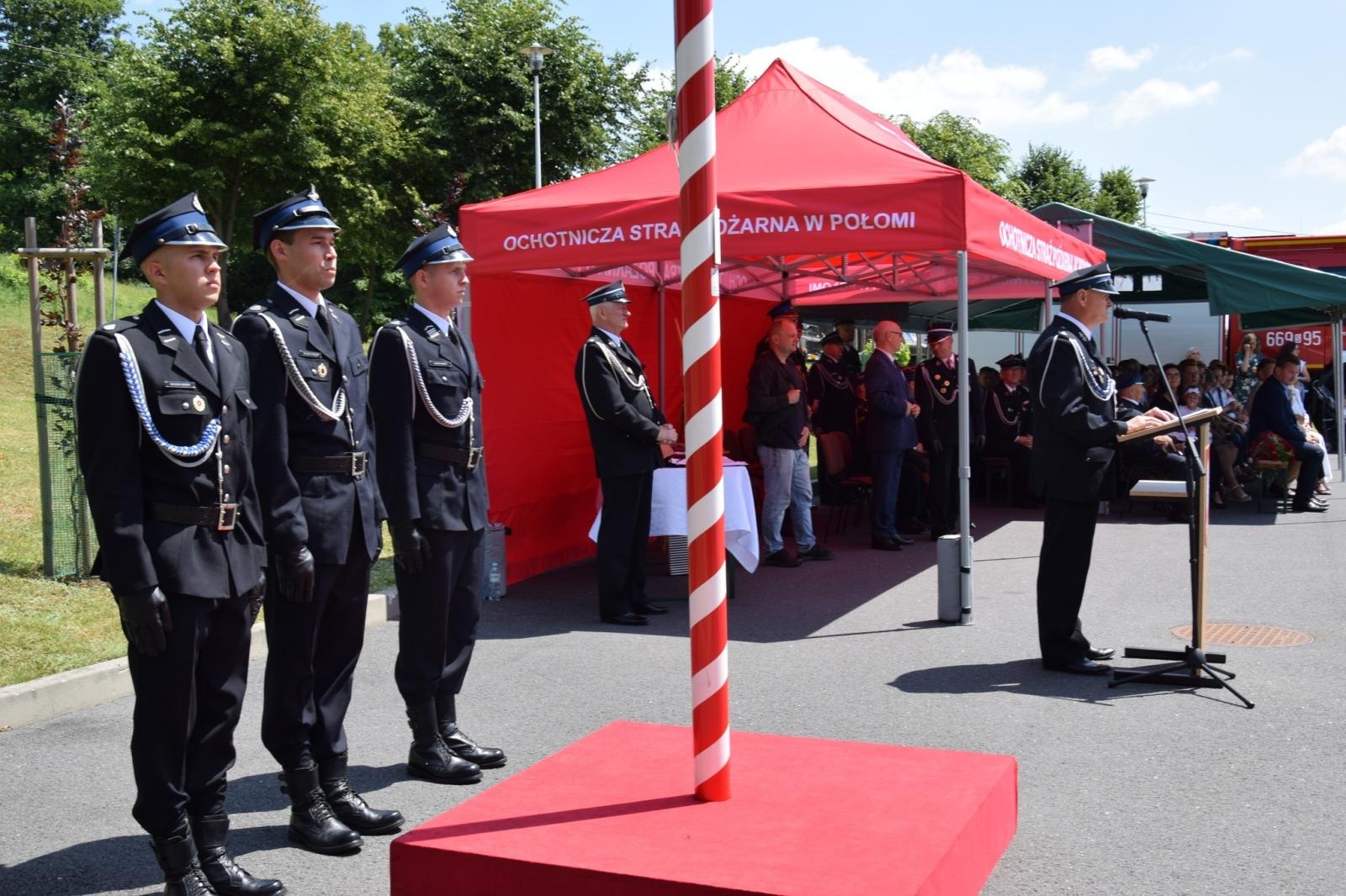 Zdjęcie w galerii na portalu naszwodzislaw.com: 120-lecie OSP w Połomi połączone z obchodami Dnia Strażaka [FOTO] wiadomości z regionu