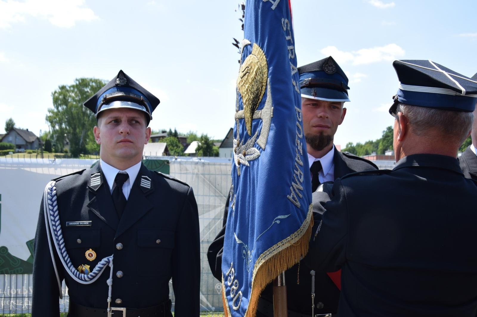 Zdjęcie w galerii na portalu naszwodzislaw.com: 120-lecie OSP w Połomi połączone z obchodami Dnia Strażaka [FOTO] wiadomości z regionu