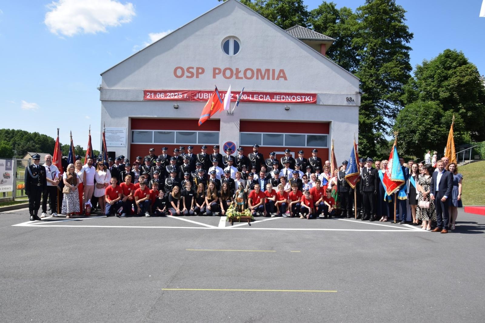 Zdjęcie w galerii na portalu naszwodzislaw.com: 120-lecie OSP w Połomi połączone z obchodami Dnia Strażaka [FOTO] wiadomości z regionu