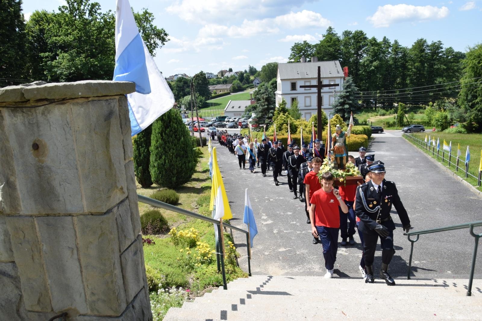 Zdjęcie w galerii na portalu naszwodzislaw.com: 120-lecie OSP w Połomi połączone z obchodami Dnia Strażaka [FOTO] wiadomości z regionu