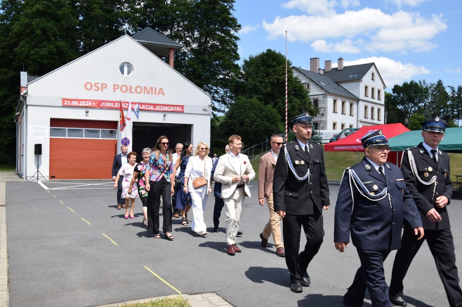 Zdjęcie w galerii na portalu naszwodzislaw.com: 120-lecie OSP w Połomi połączone z obchodami Dnia Strażaka [FOTO] wiadomości z regionu